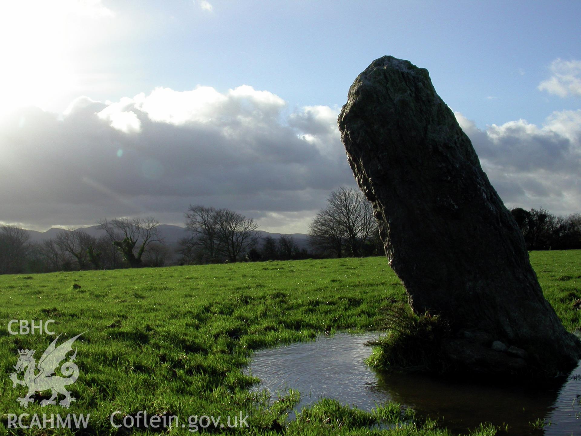 Pen-y-Maen Standing Stone from east.