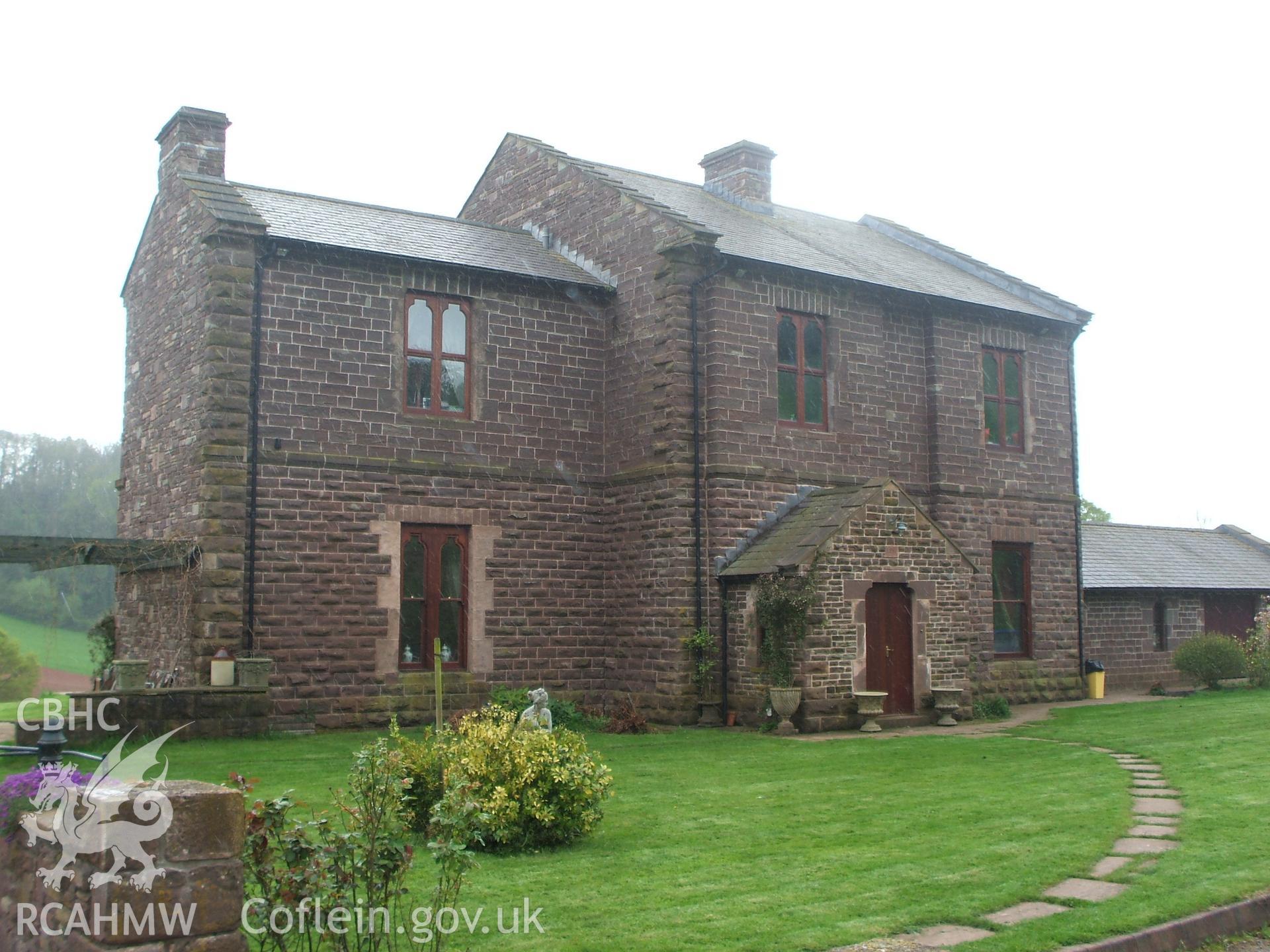 Digital photograph of Glen Court house, Llantrisant.