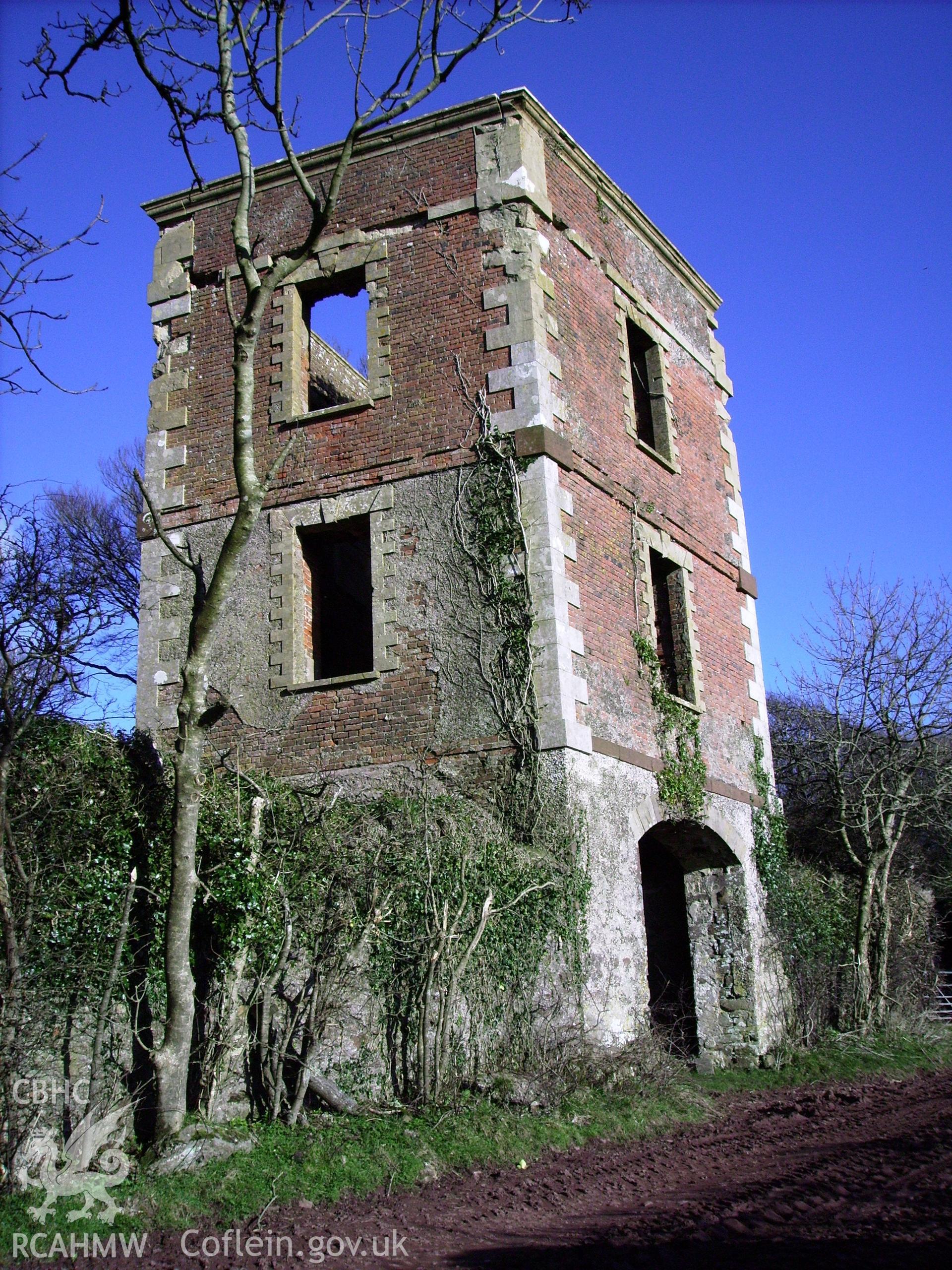 Digital photograph of Orielton Banqueting Tower.