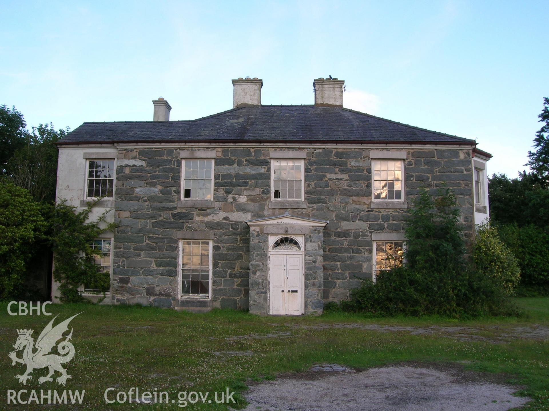 Digital photograph of Seiont Manor, Llwyn y Brain.