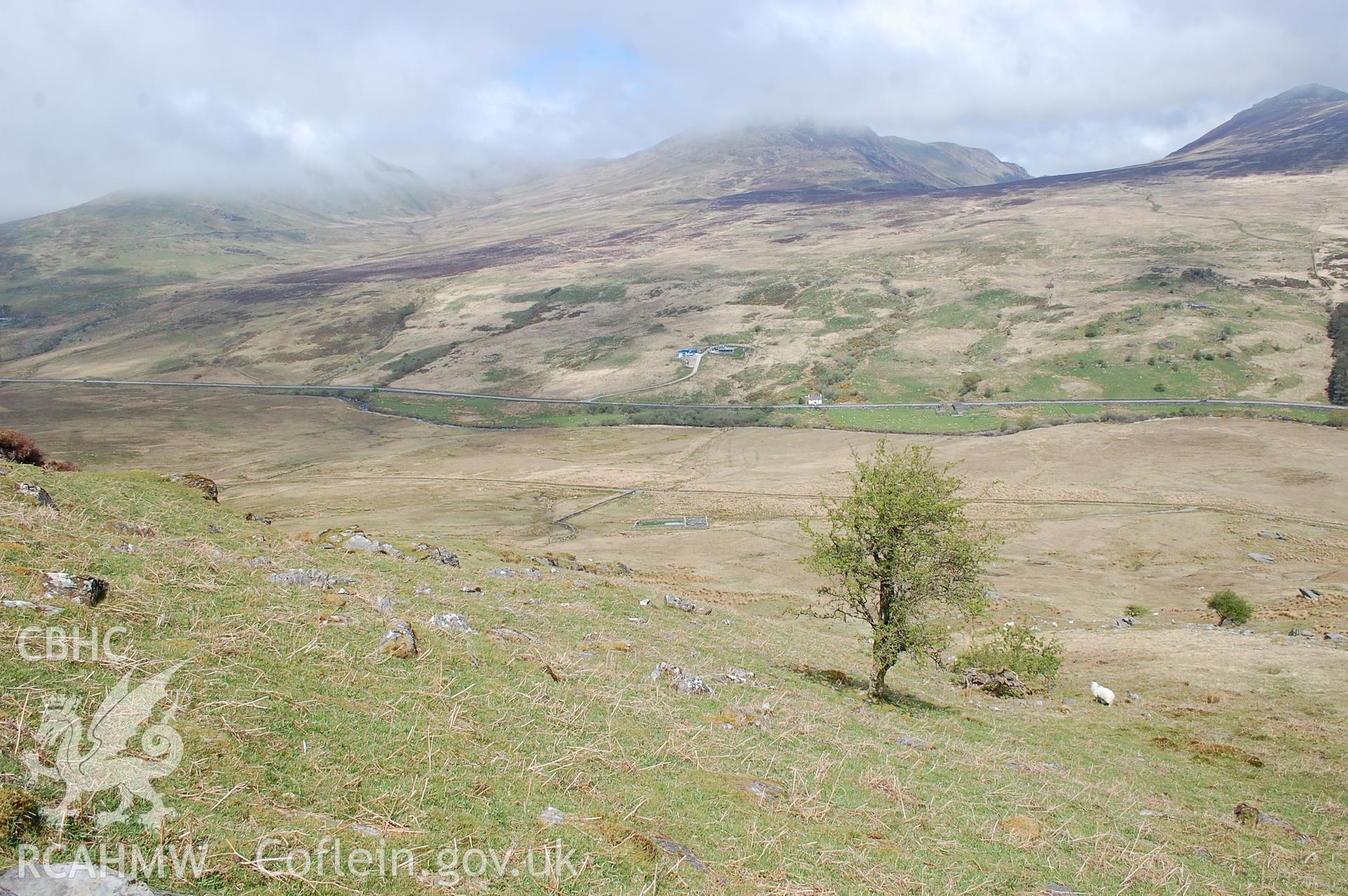 Views from mountain wall, Nant y Benglog, from S. (Kenney, J, 21/05/2013)