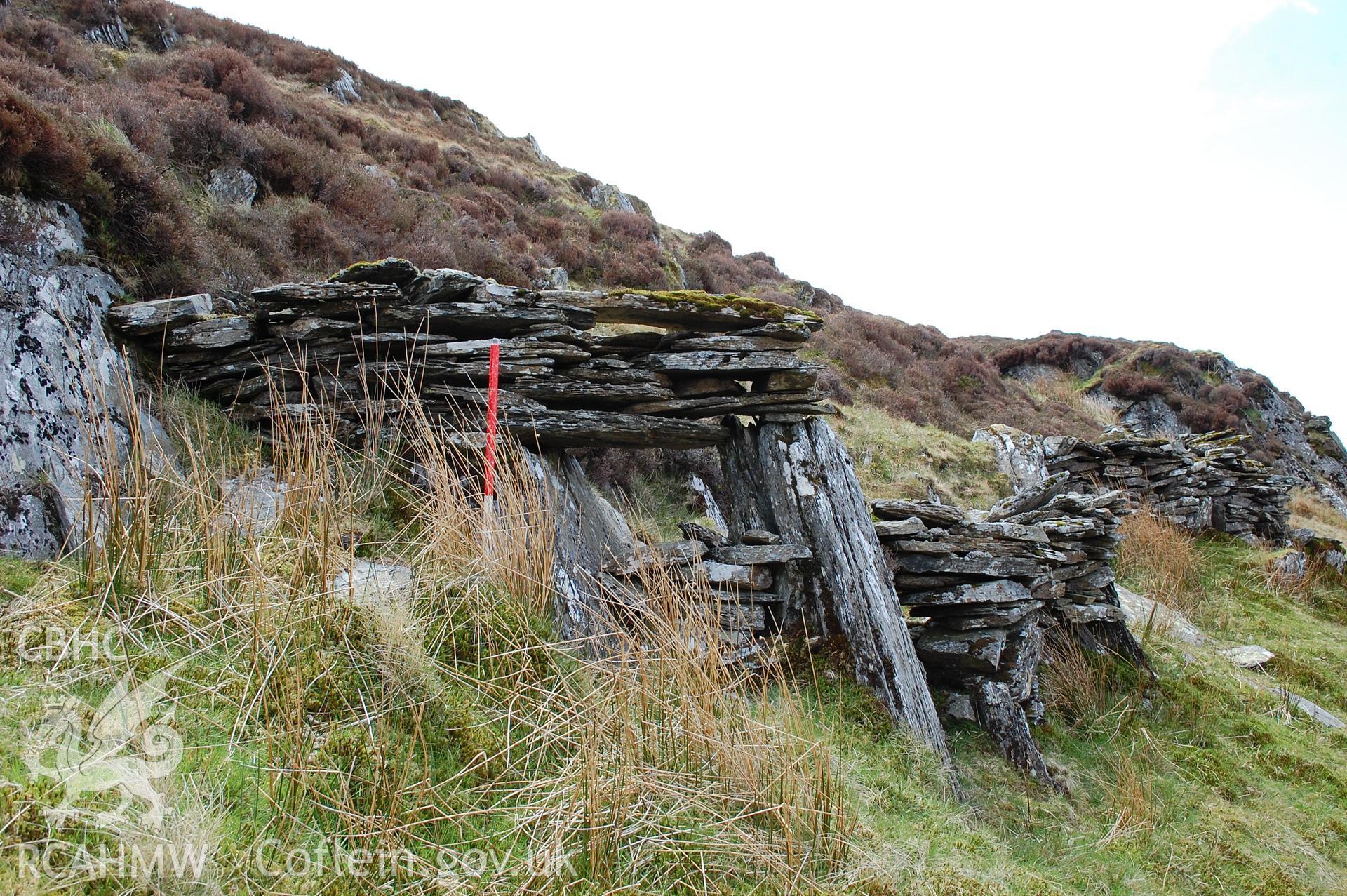 Mountain wall, Nant y Benglog, from N. Scale 1m (Kenney, J, 21/05/2013)