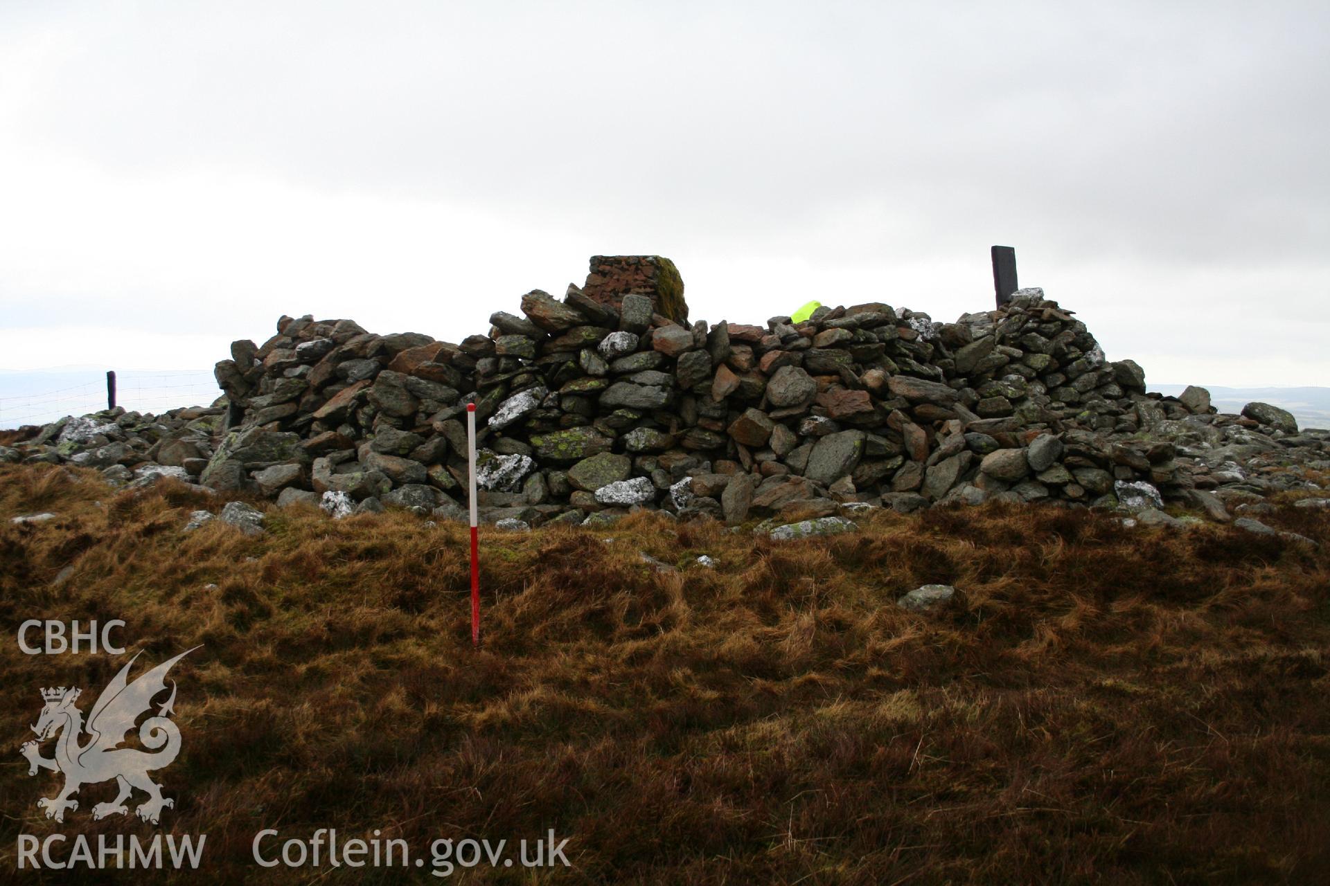 Digital Colour photograph of Carnedd y Filiast cairn taken on 15/01/2009 by P.J. Schofield during the Arenig Fach Upland Survey undertaken by Oxford Archaeology North.