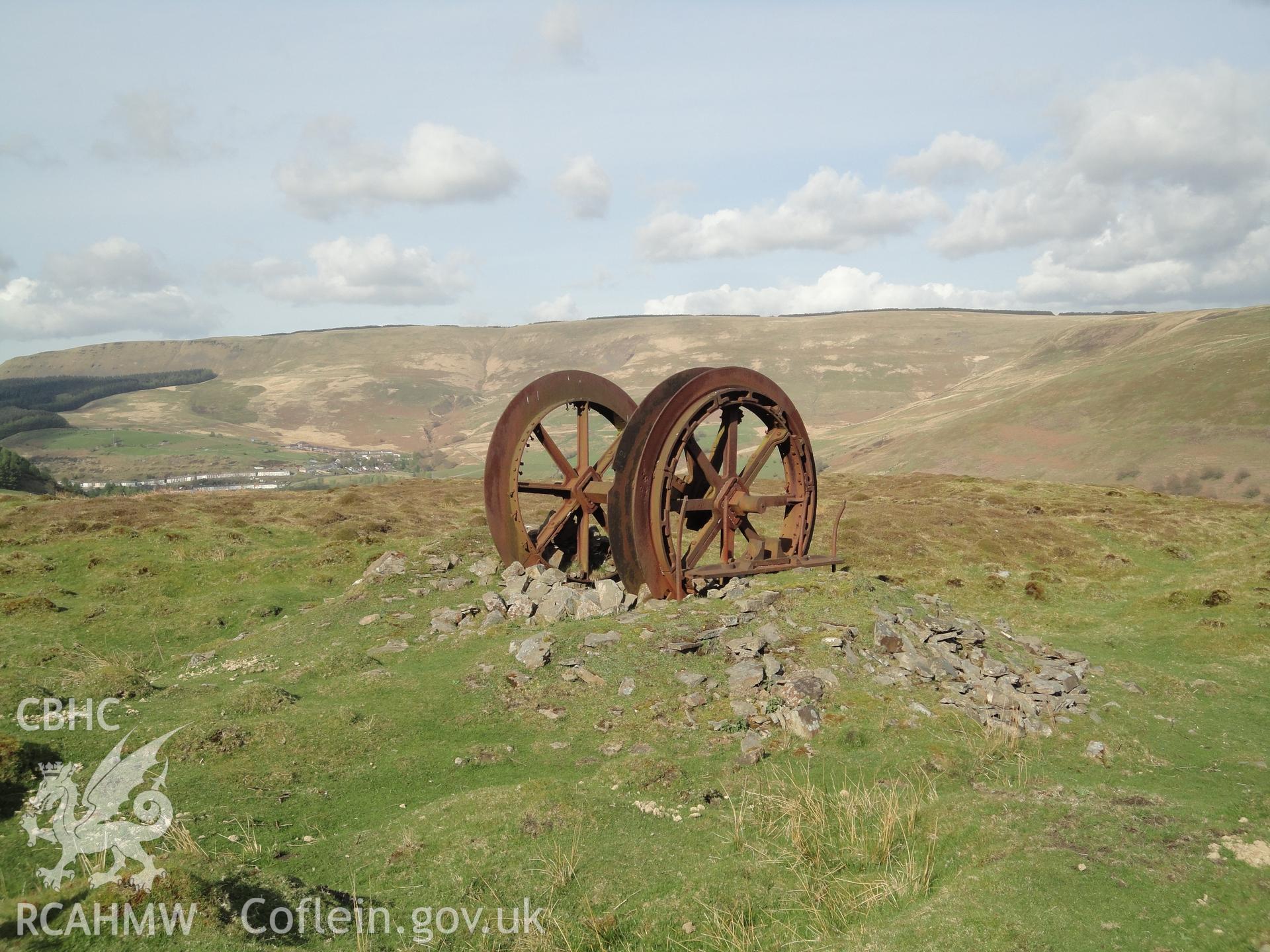 Wheel-winding drum