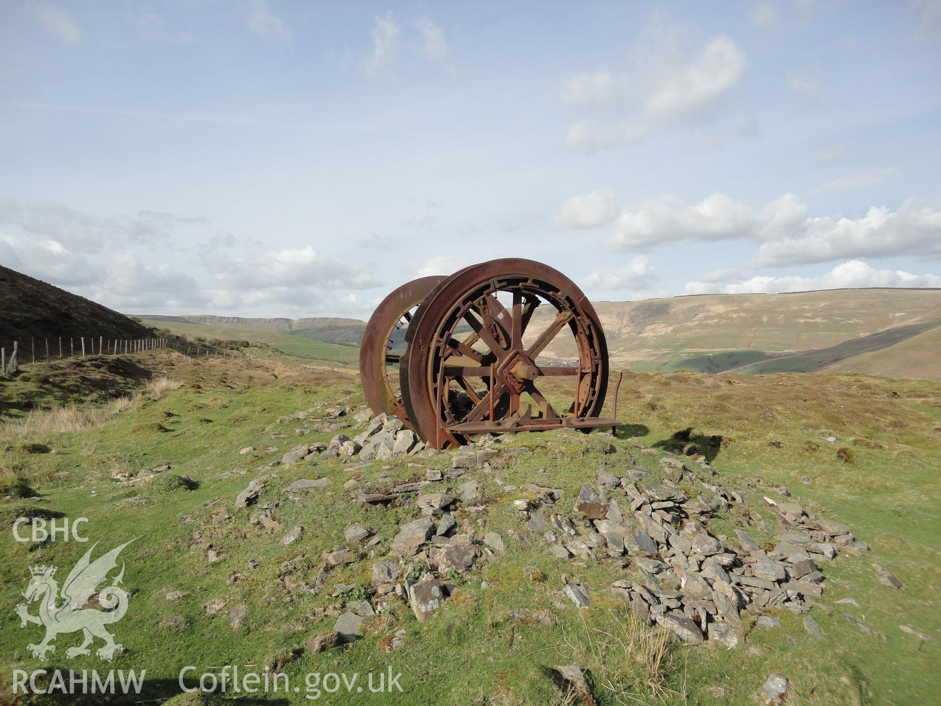 Wheel-winding drum