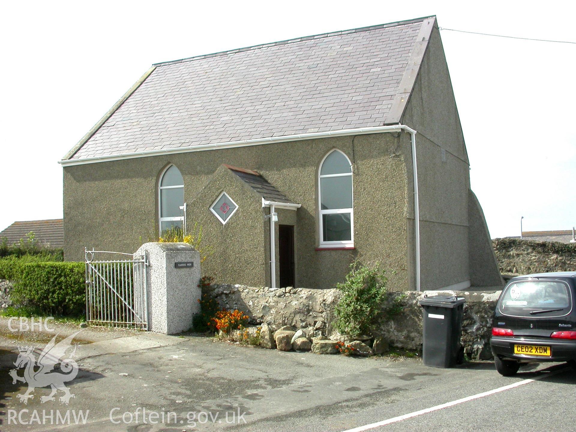 Entrance facade from the road and right-hand side