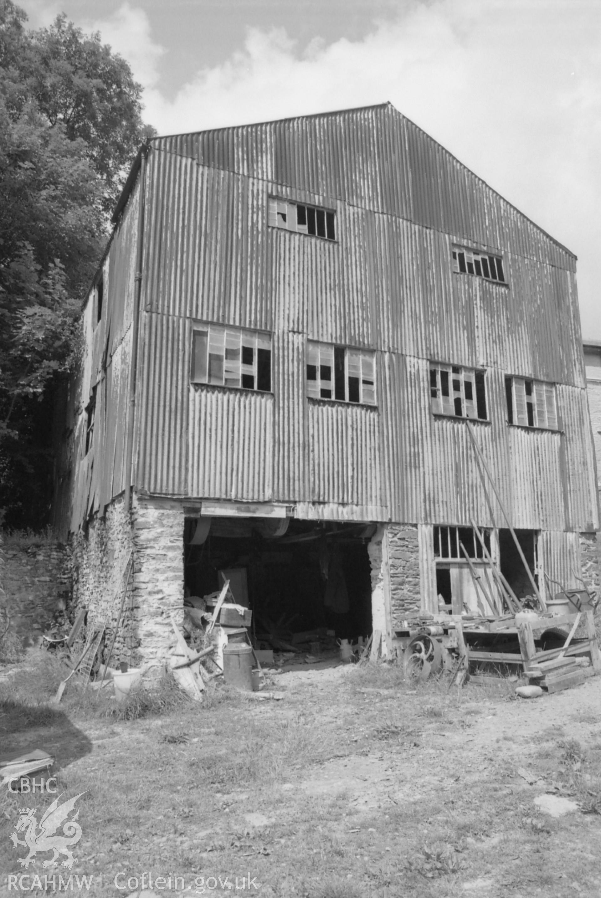 Exterior. NA/CD/96/104