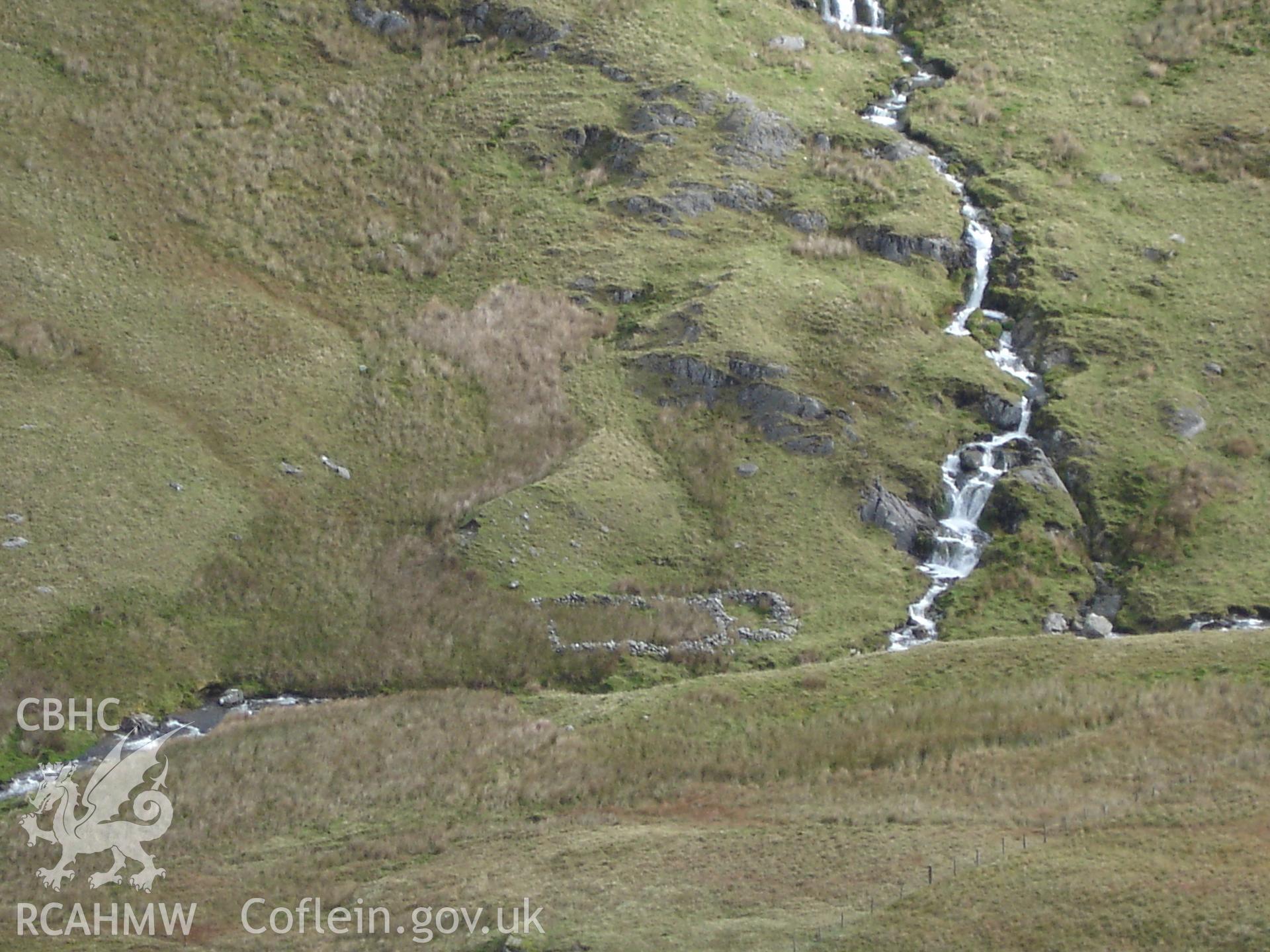 Digital colour photograph of Cwm Gwerin Sheep Fold taken on 07/10/2006 by R.P. Sambrook during the Plynlimon Glaslyn South Upland survey undertaken by Trysor.