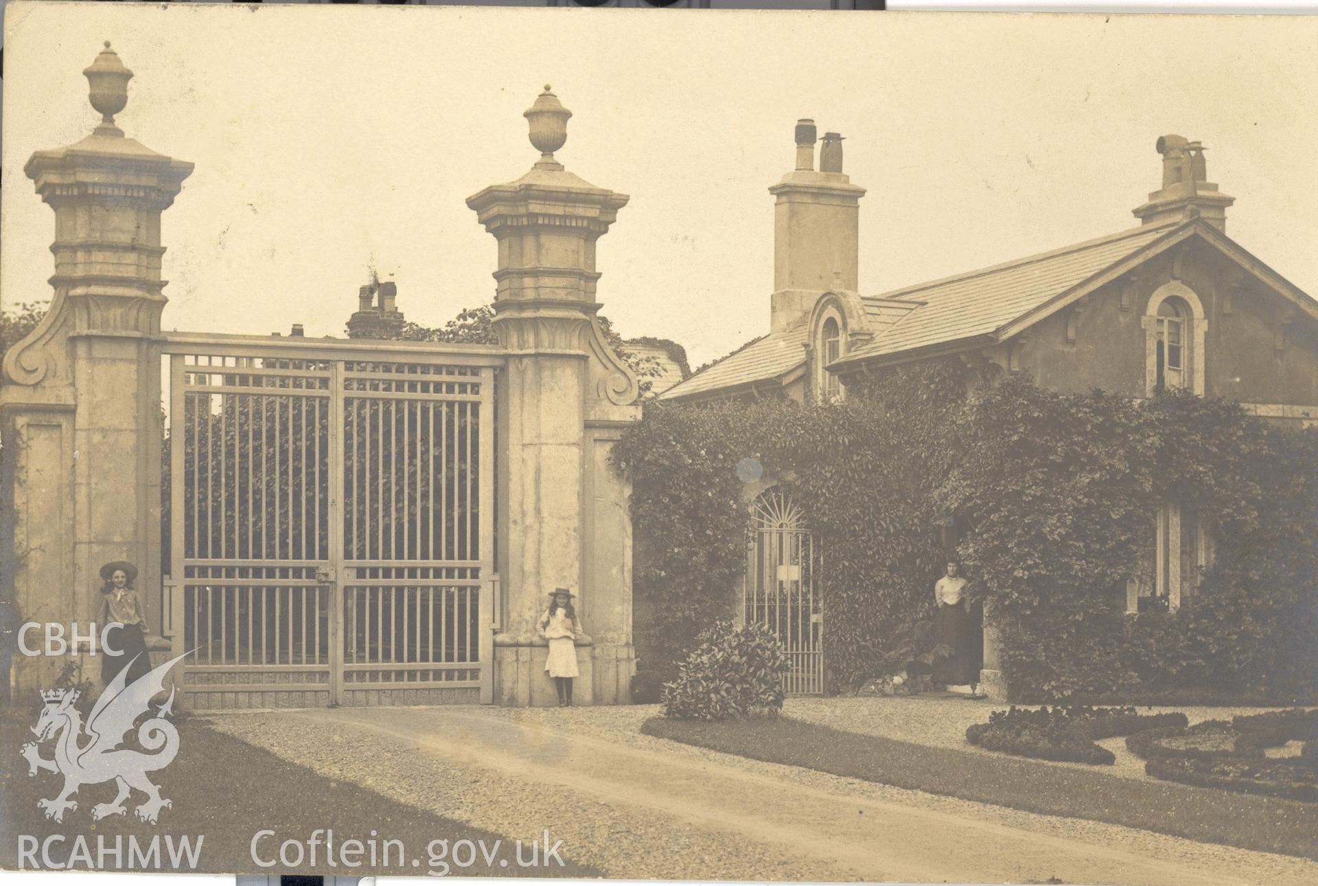 Digitised postcard image of inidentified lodge at Baron Hill, Beaumaris. Produced by Parks and Gardens Data Services, from an original item in the Peter Davis Collection at Parks and Gardens UK. We hold only web-resolution images of this collection, suitable for viewing on screen and for research purposes only. We do not hold the original images, or publication quality scans.