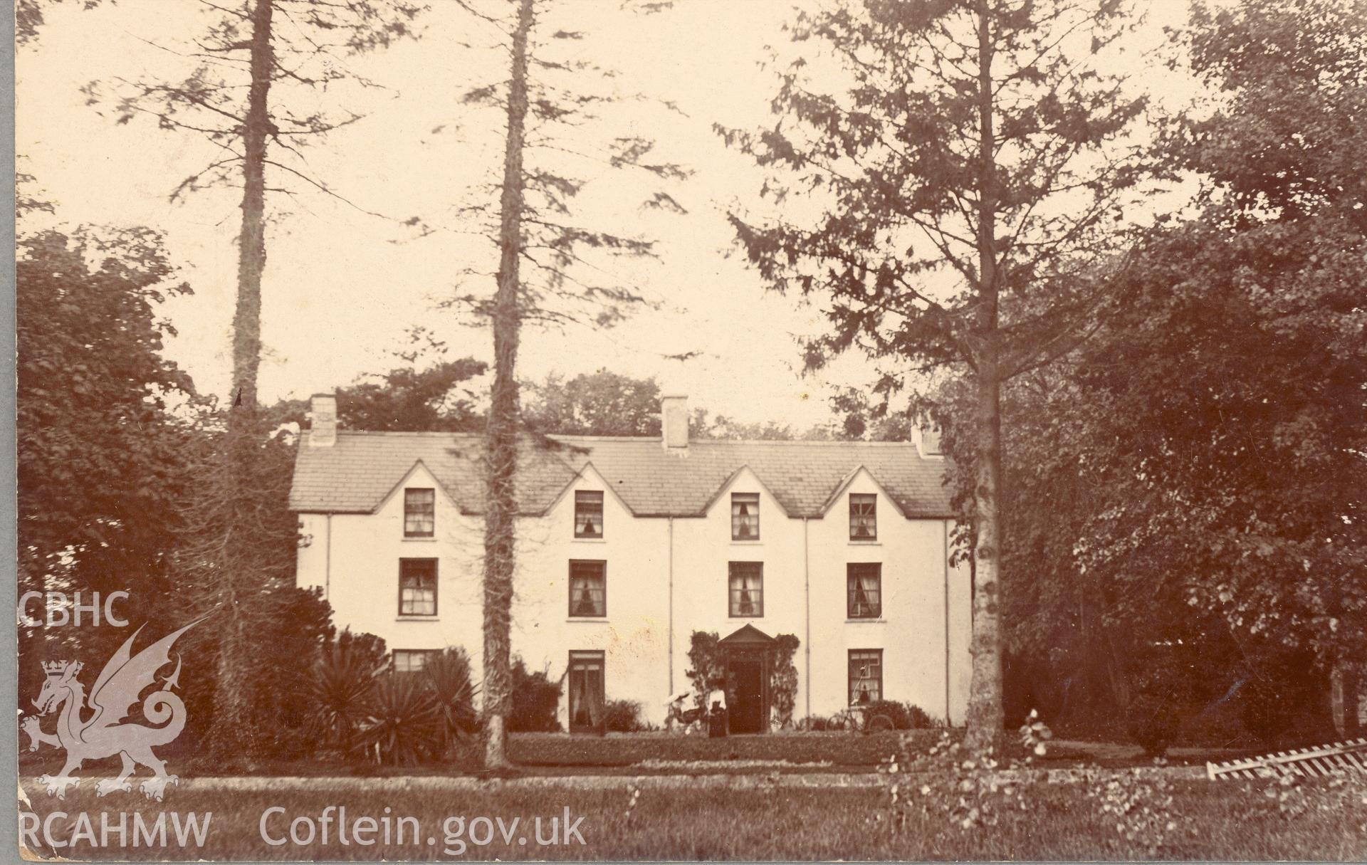 Digitised postcard image of Crosstown, Llancarfan. Produced by Parks and Gardens Data Services, from an original item in the Peter Davis Collection at Parks and Gardens UK. We hold only web-resolution images of this collection, suitable for viewing on screen and for research purposes only. We do not hold the original images, or publication quality scans.