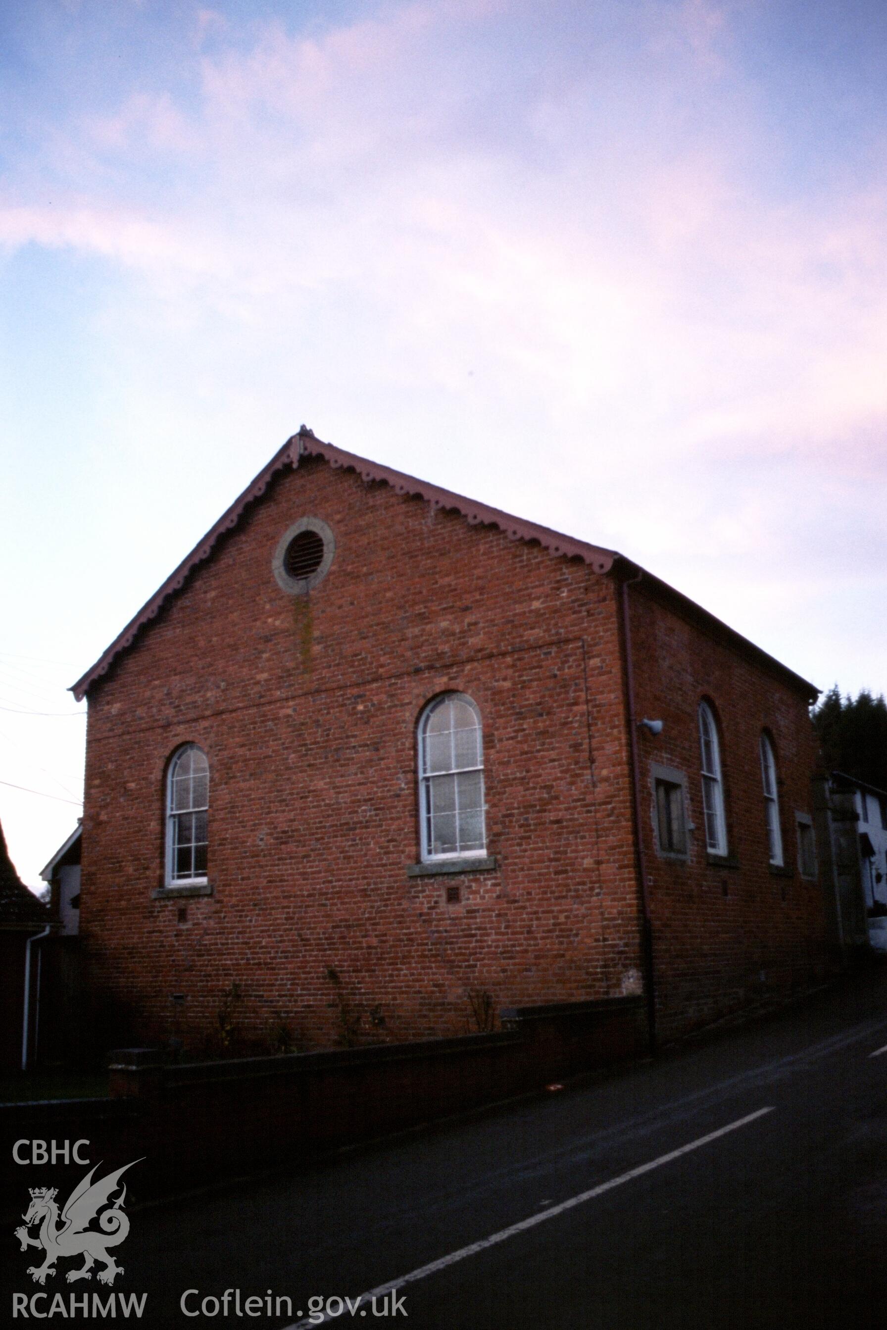 Exterior, SE end gable & long, roadside elevations (vertical shot)