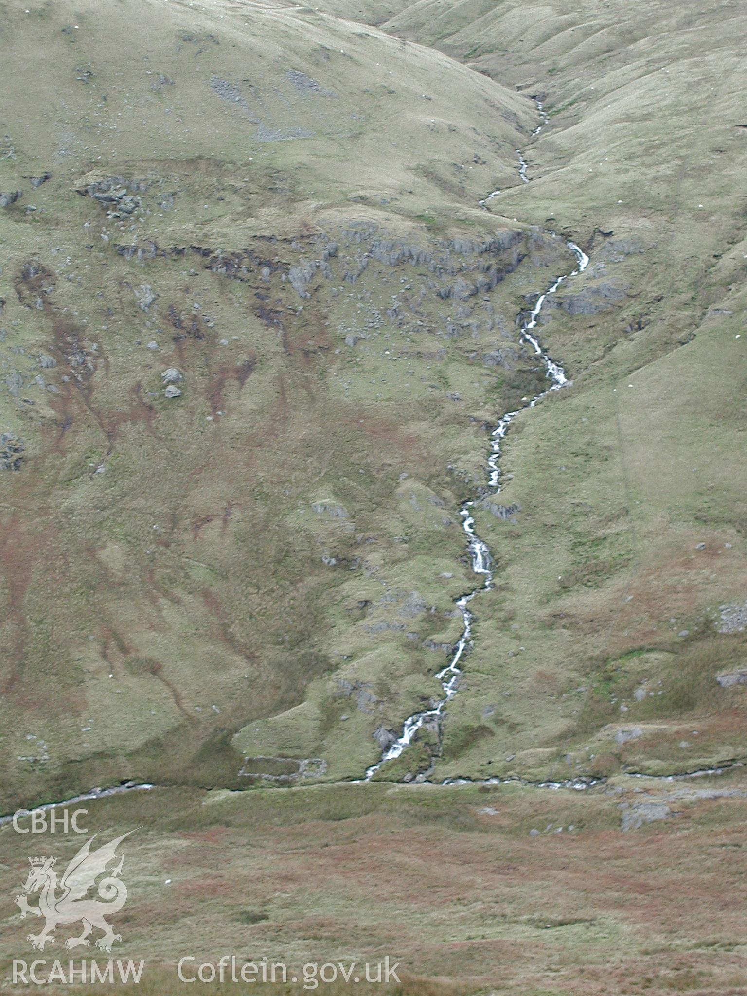 Photograph of Cwm Gwerin Sheepfold taken on 18/10/2004 by R.S. Jones during an Upland Survey undertaken by Cambrian Archaeological Projects.