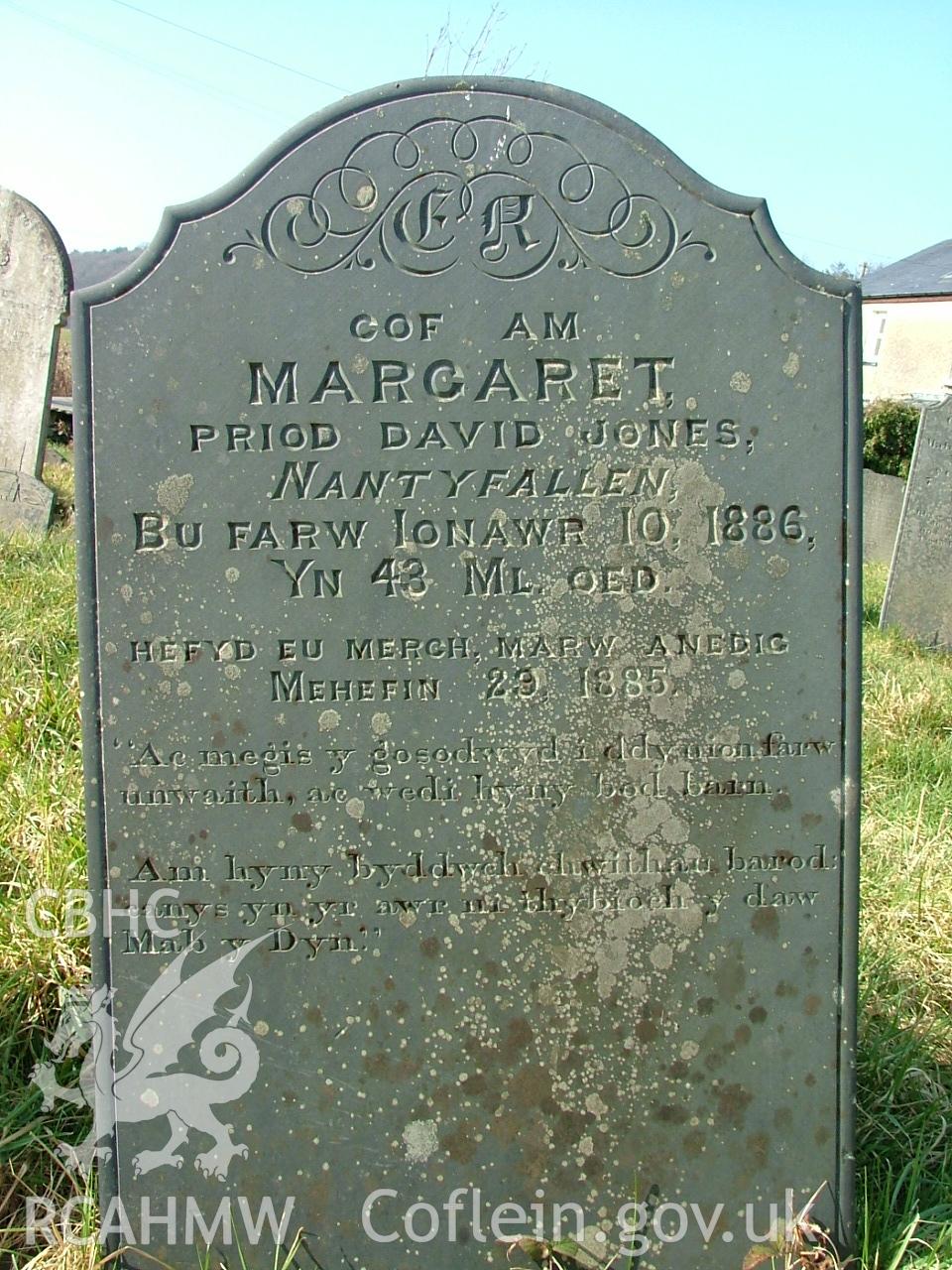 Gravestone erected to Margaret Jones a ferch, row 1 in Ty'r Abbey Graveyard, taken by Peter Henley, 2003.