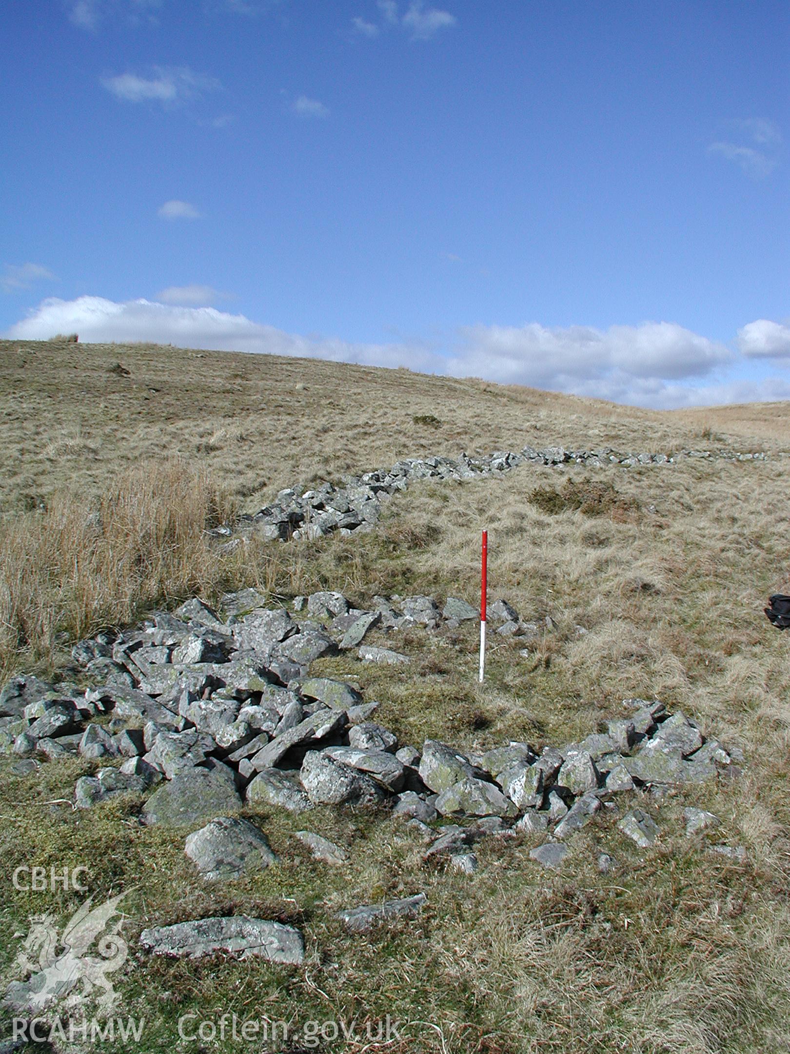 Digital photograph of Cefn Car Oval Enclosure taken on 03/04/2003 by Cambrian Archaeological Projects during the Pontsticill Upland Survey