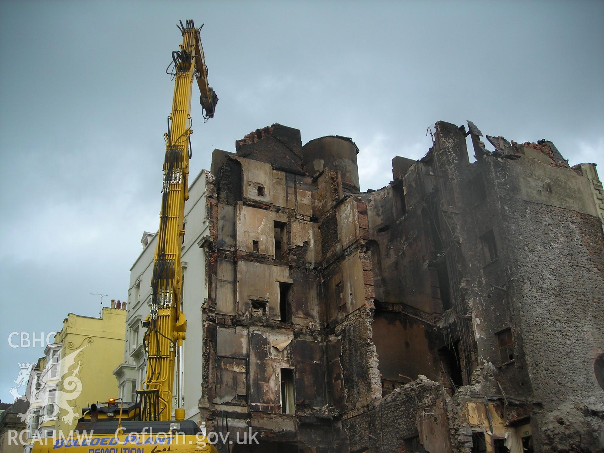 Colour digital photograph showing the Royal Gatehouse Hotel being demolished.