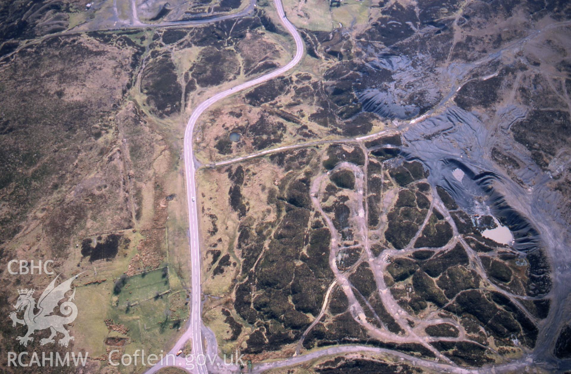 RCAHMW colour slide oblique aerial photograph of Pen Ffordd Goch Deserted Farmstead, Blaenavon, taken on 15/03/1999 by Toby Driver