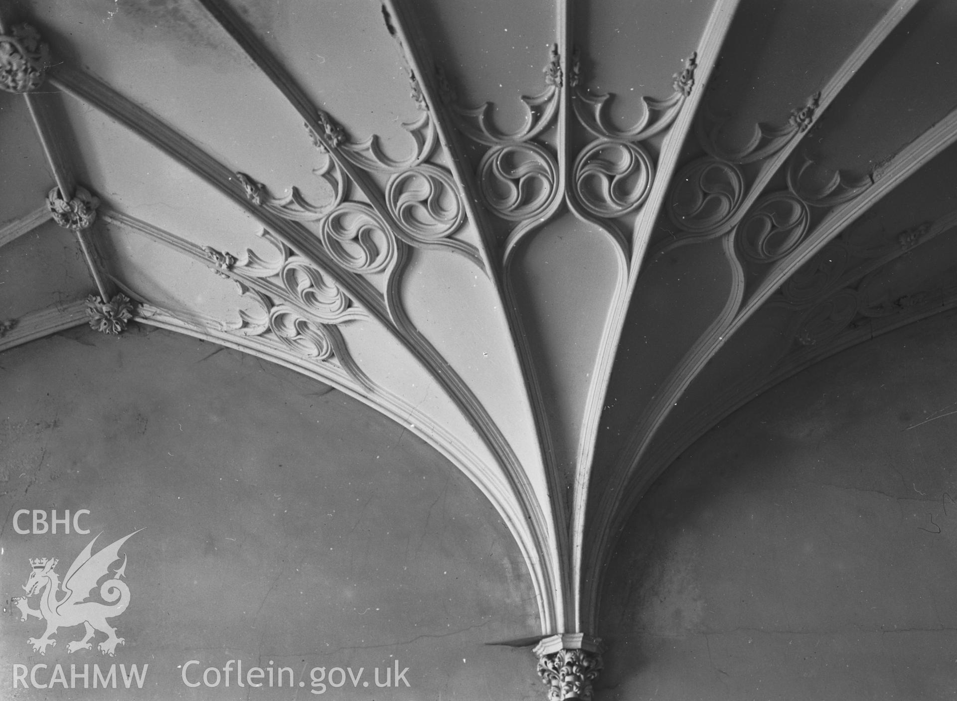 Interior view showing detail of the fan vaulting in the principal bedroom