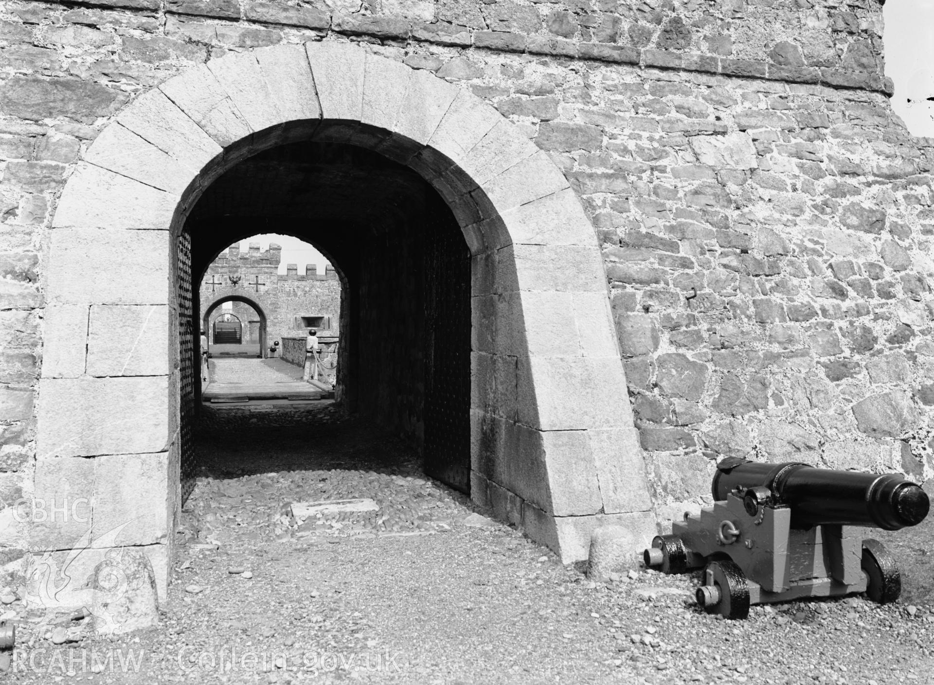 Exterior view showing the south gate.