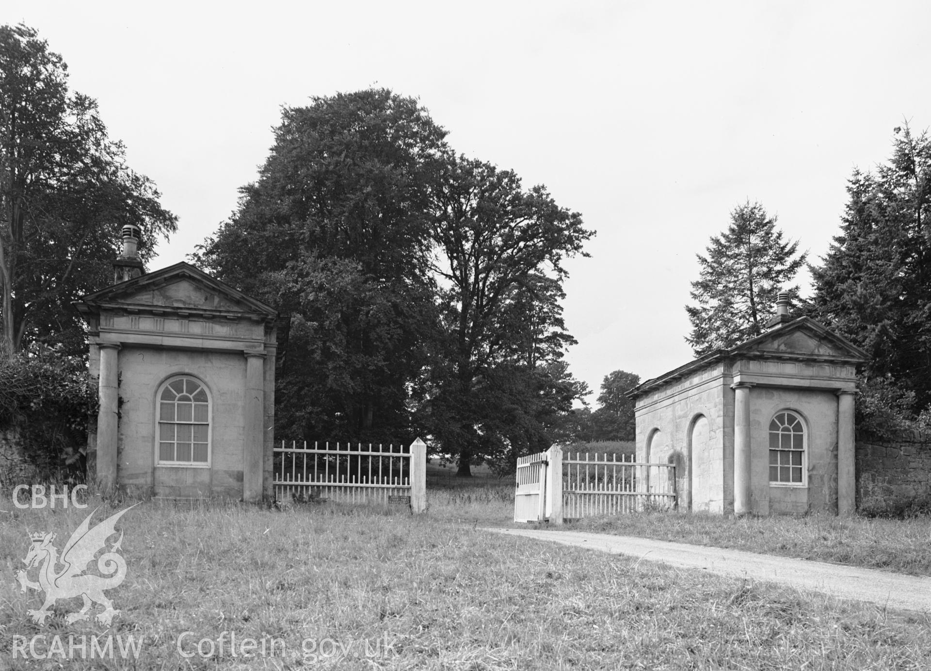 A single black and white photograph showing New Hall Lodge, Chirk Castle.  Negative held.