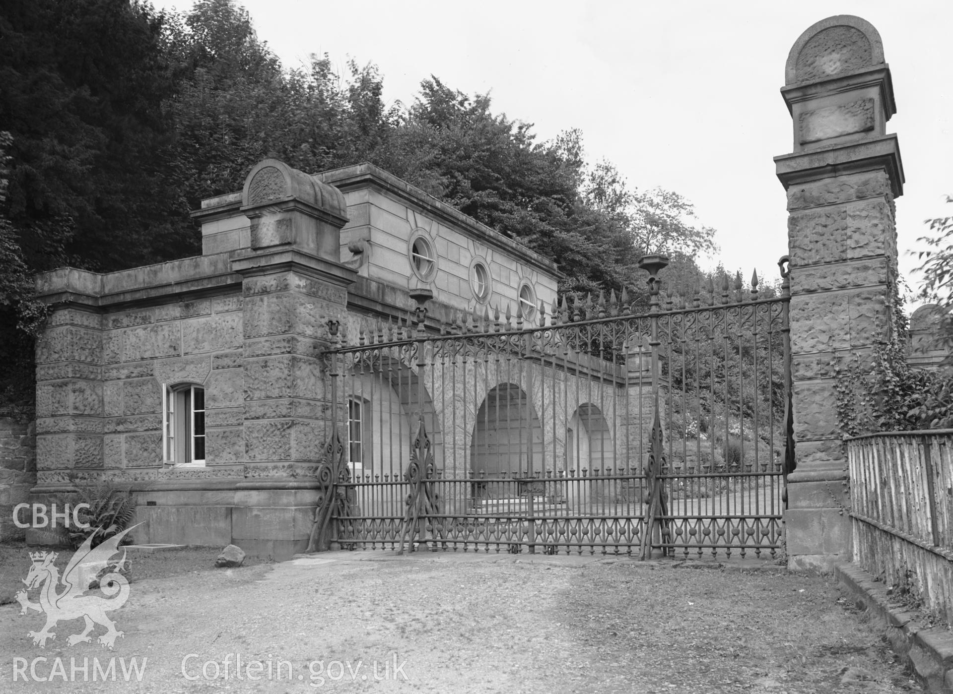 A single black and white photograph showing Newbridge Lodge and Gates, Wynnstay Park.  Negative held.