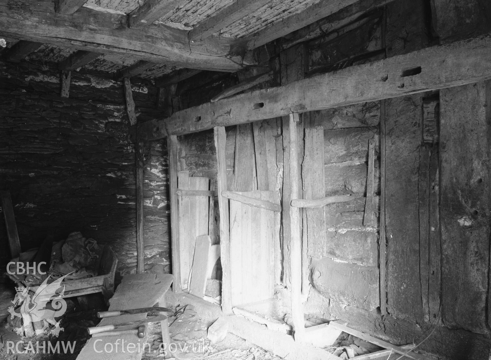 Interior: exposed truss in bedroom