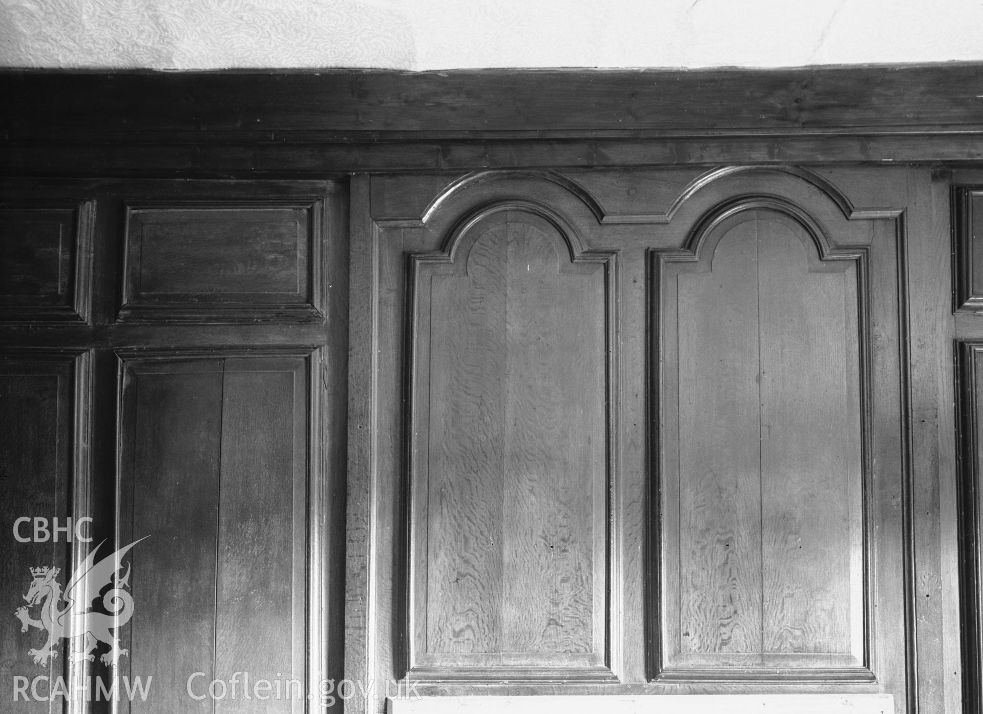 Panelling over modern fireplace