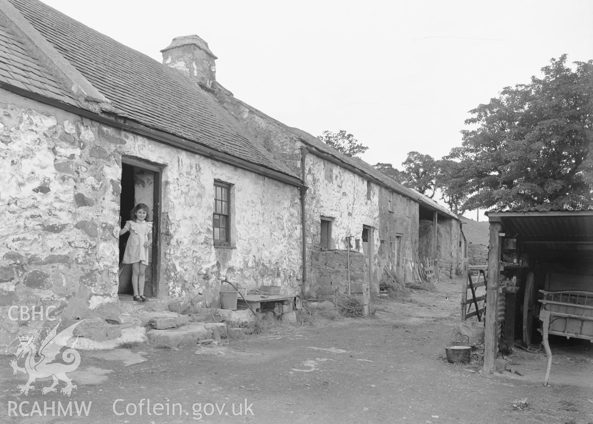 Exterior view showing the farm.