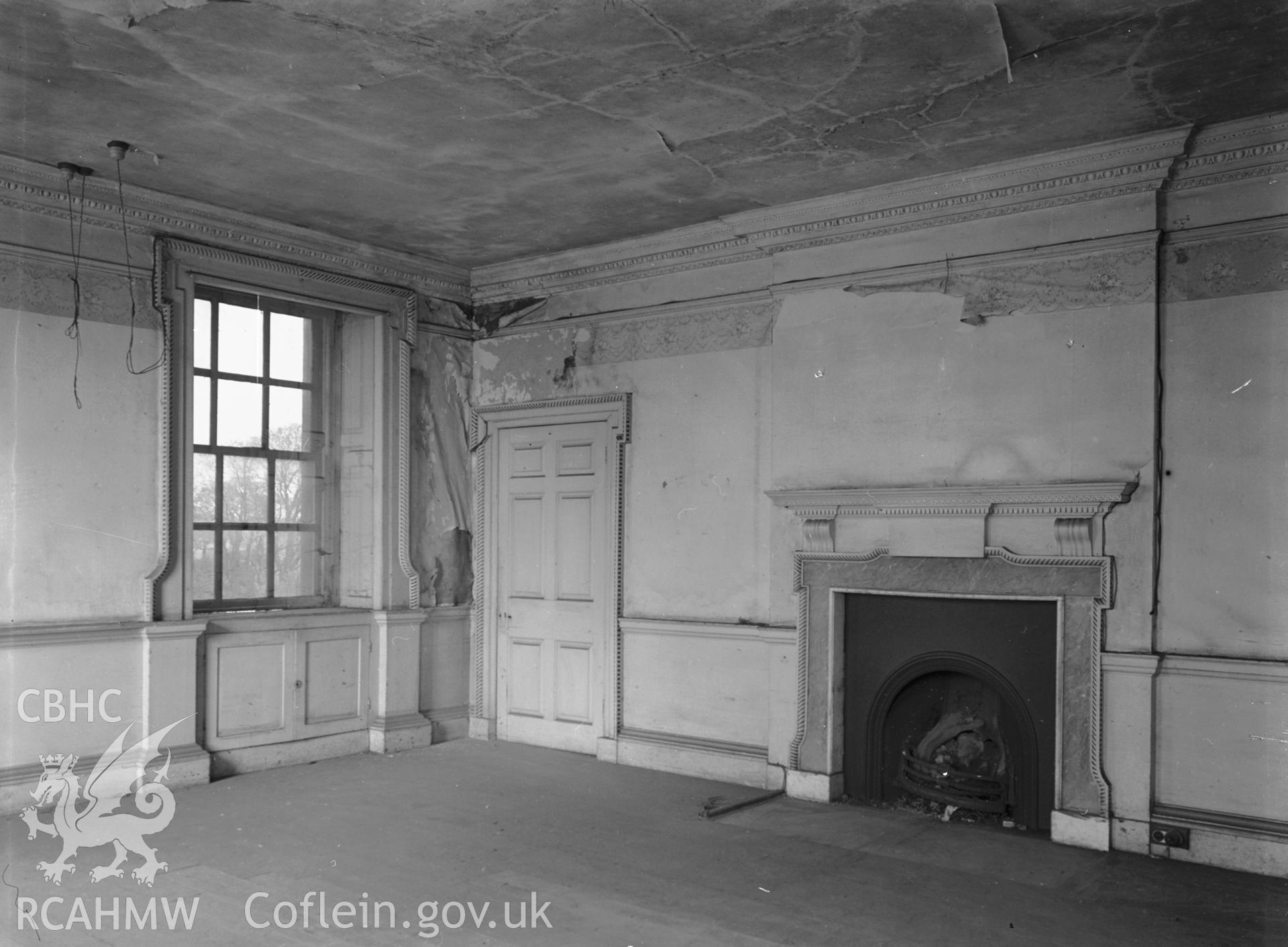 Interior view, west bedroom over the drawing room