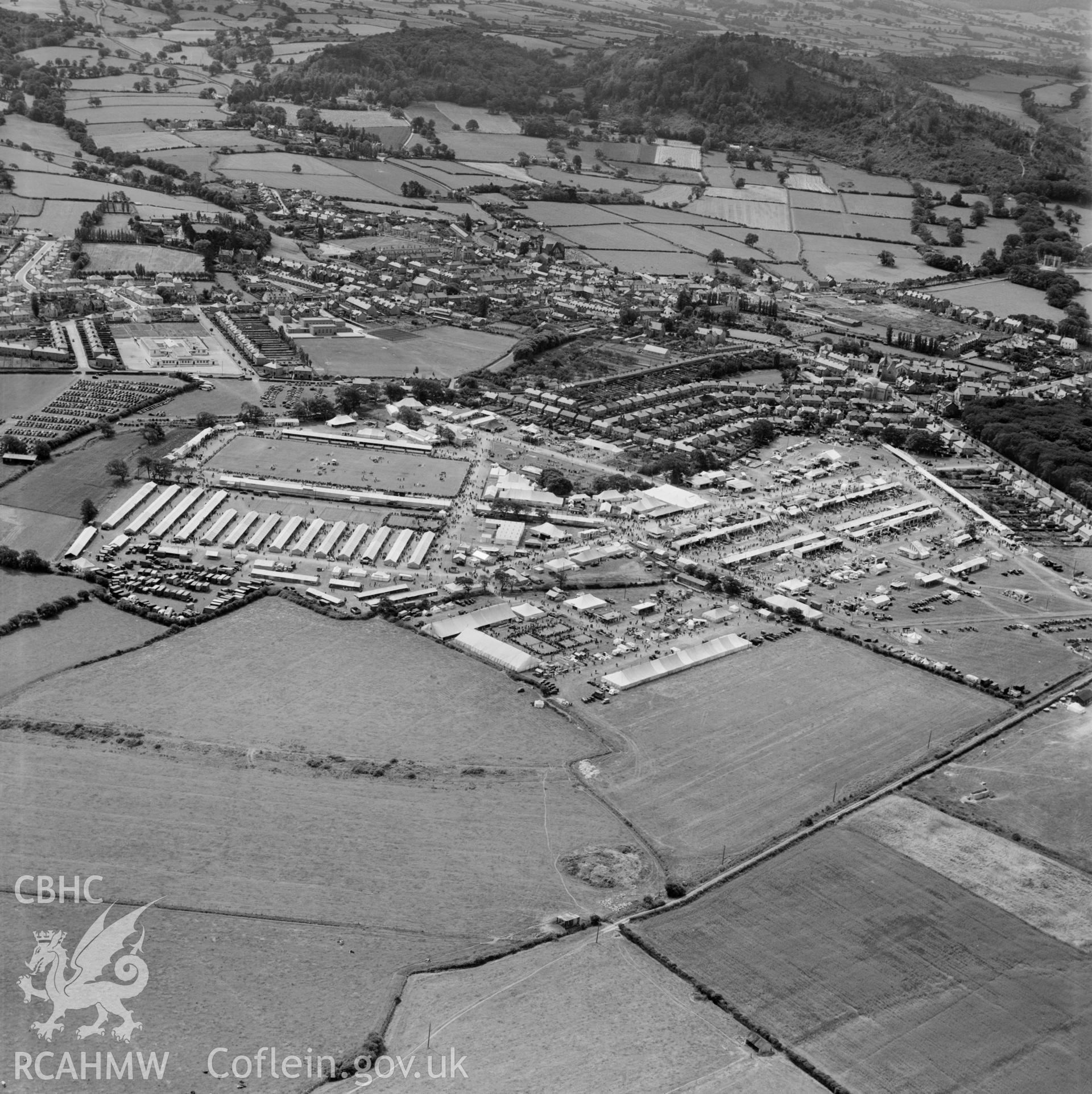 View of Royal Welsh show at Abergele, July 1950