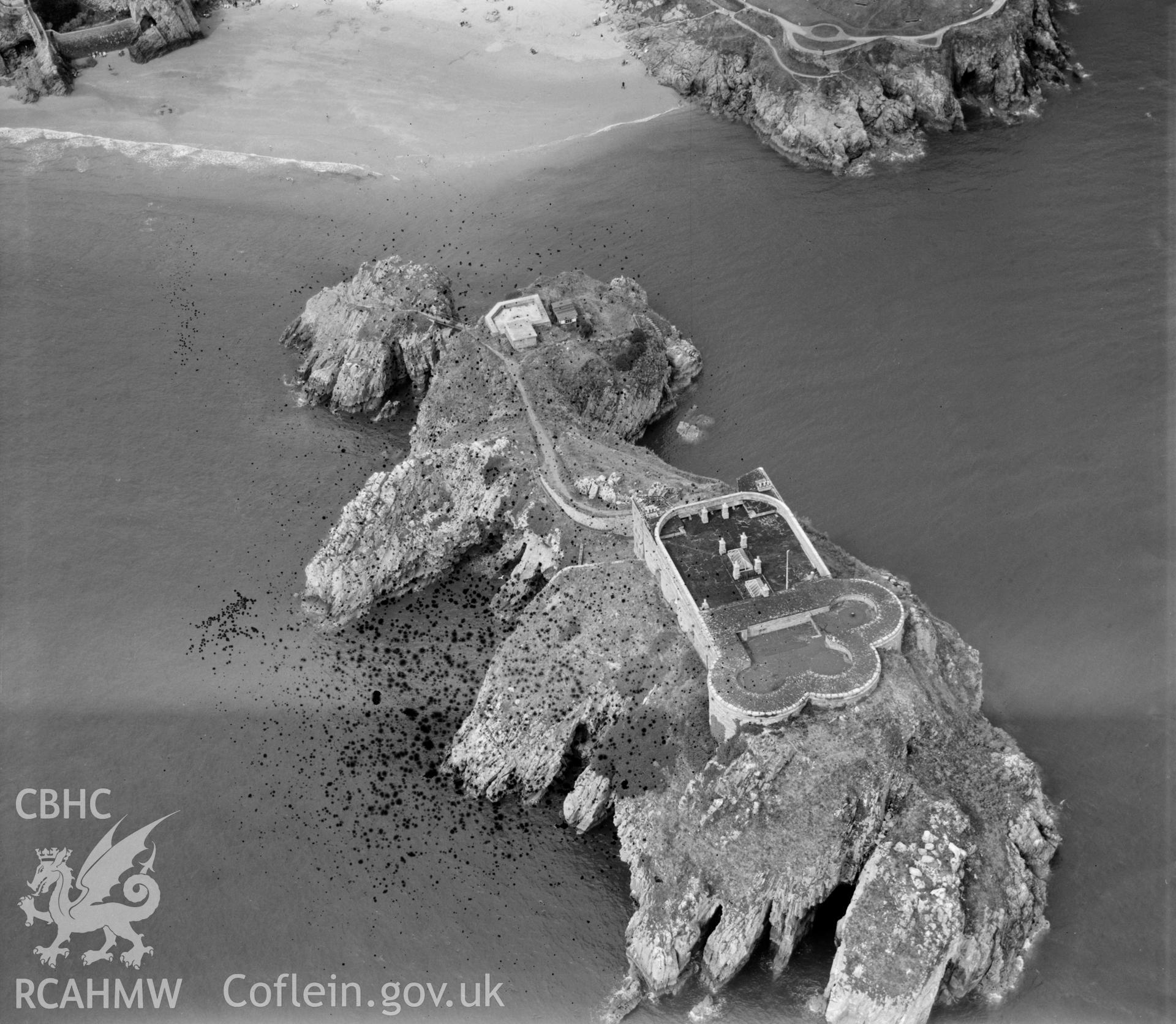 View of Tenby showing fort on St Catherines Island