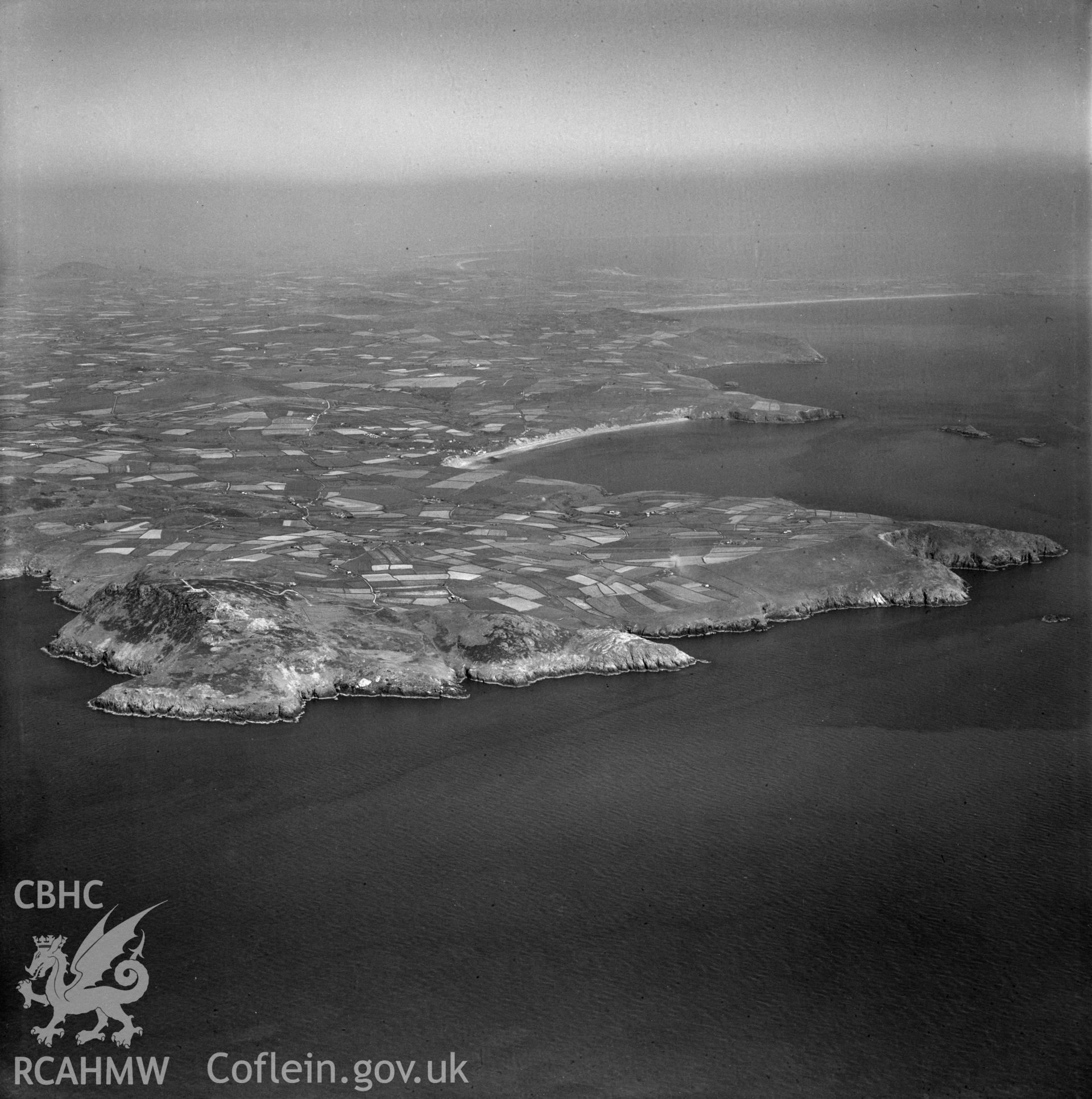 View showing Llyn Peninsular landscape