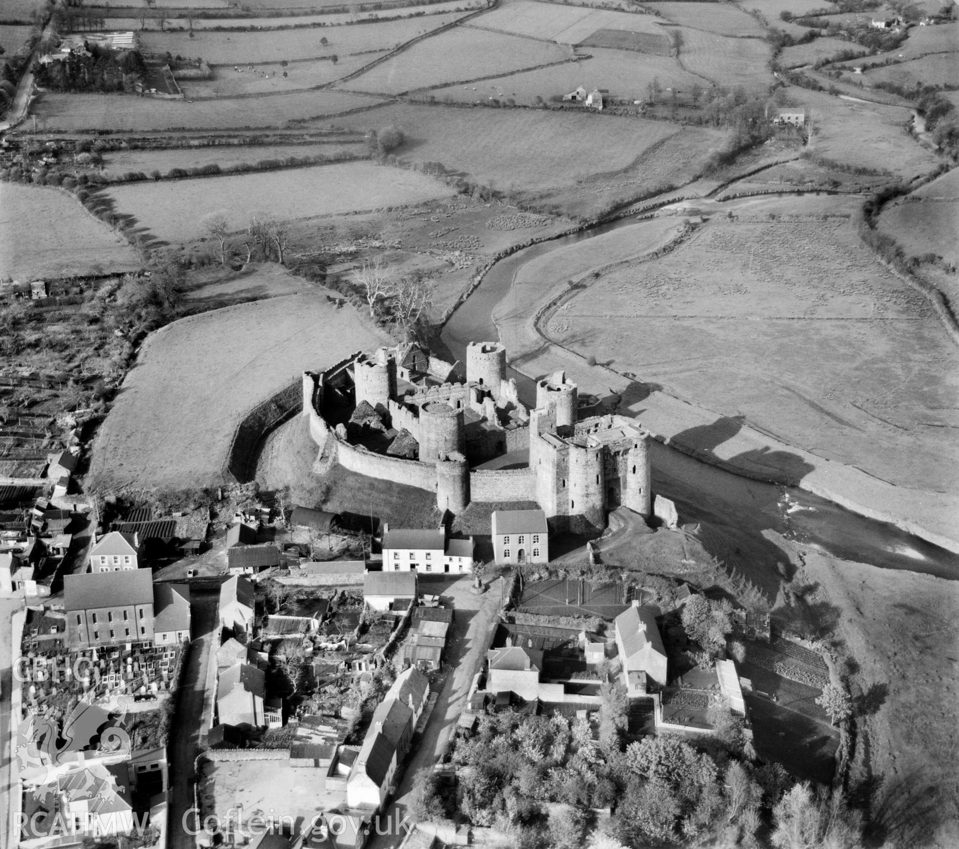 View of Kidwelly showing castle