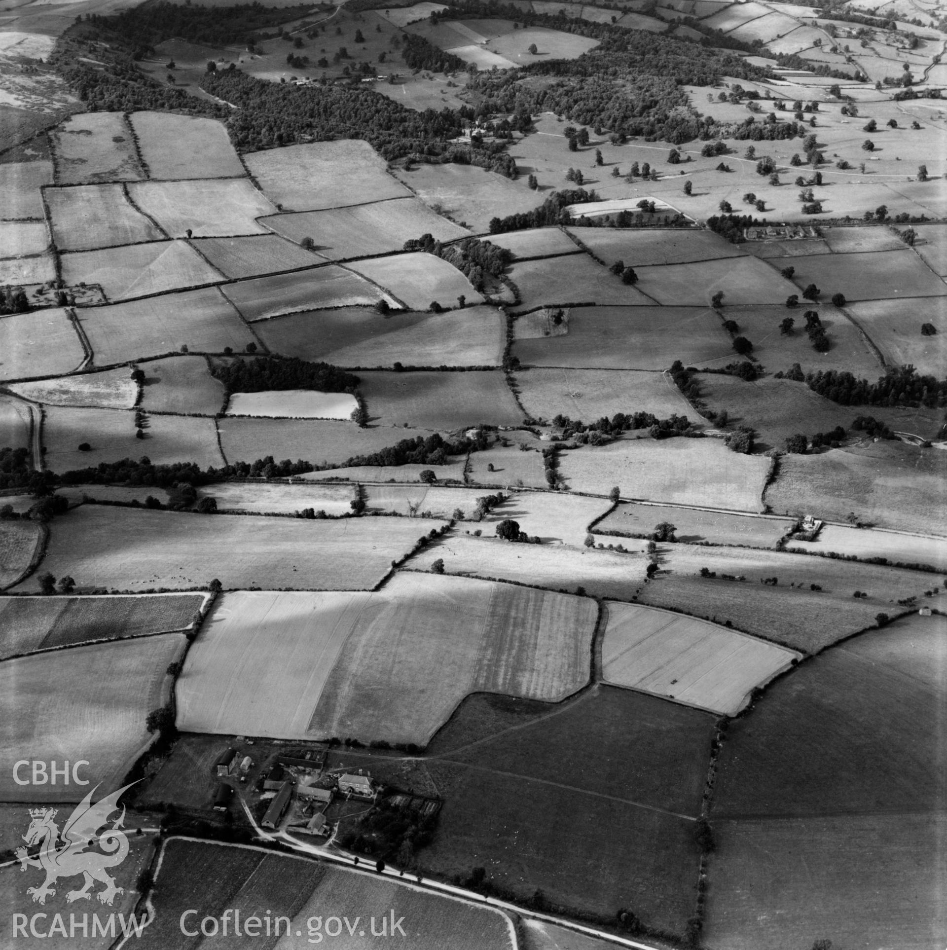 View of Lugg valley showing The Hill, Warden Road. Oblique aerial photograph, 5?" cut roll film.