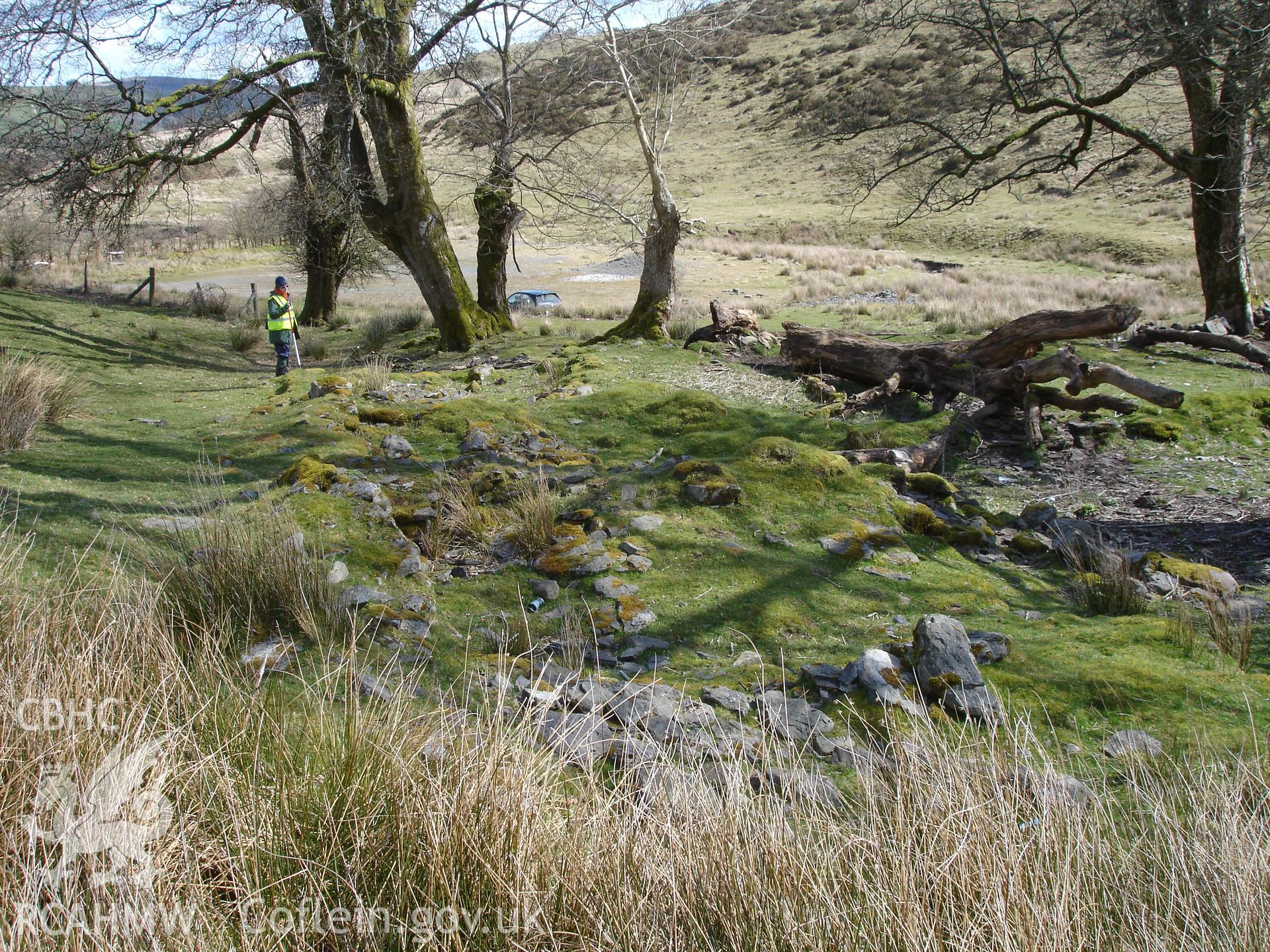 Digital colour photograph of a farmhouse at Dolau Gwynion taken on 08/04/2008 by R.P. Sambrook during the Sennybridge Dry Training Area Upland Survey undertaken by Trysor.