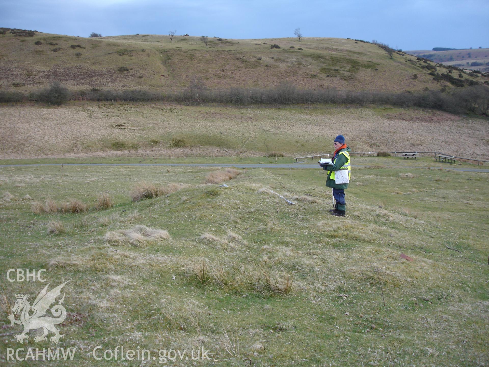 Digital colour photograph of Disgwylfa earthwork II taken on 09/04/2008 by R.P. Sambrook during the Sennybridge Dry Training Area Upland Survey undertaken by Trysor.