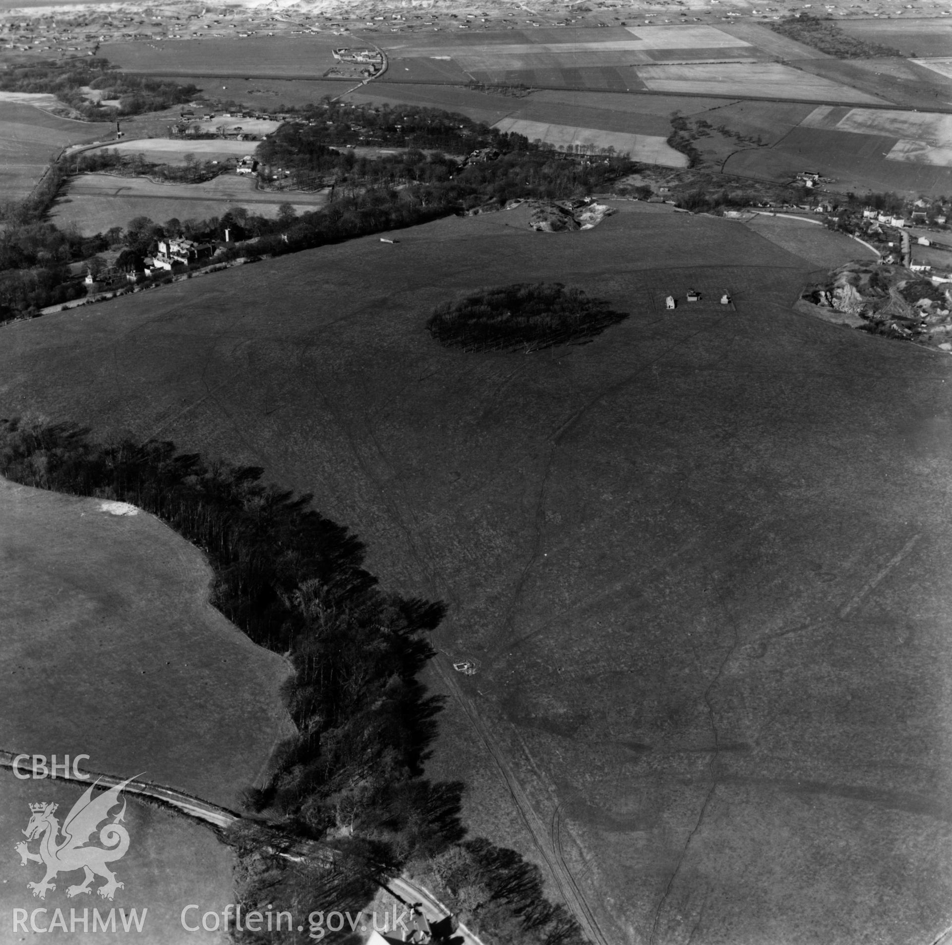 View of Gwespyr showing Talacre quarries. Oblique aerial photograph, 5?" cut roll film.
