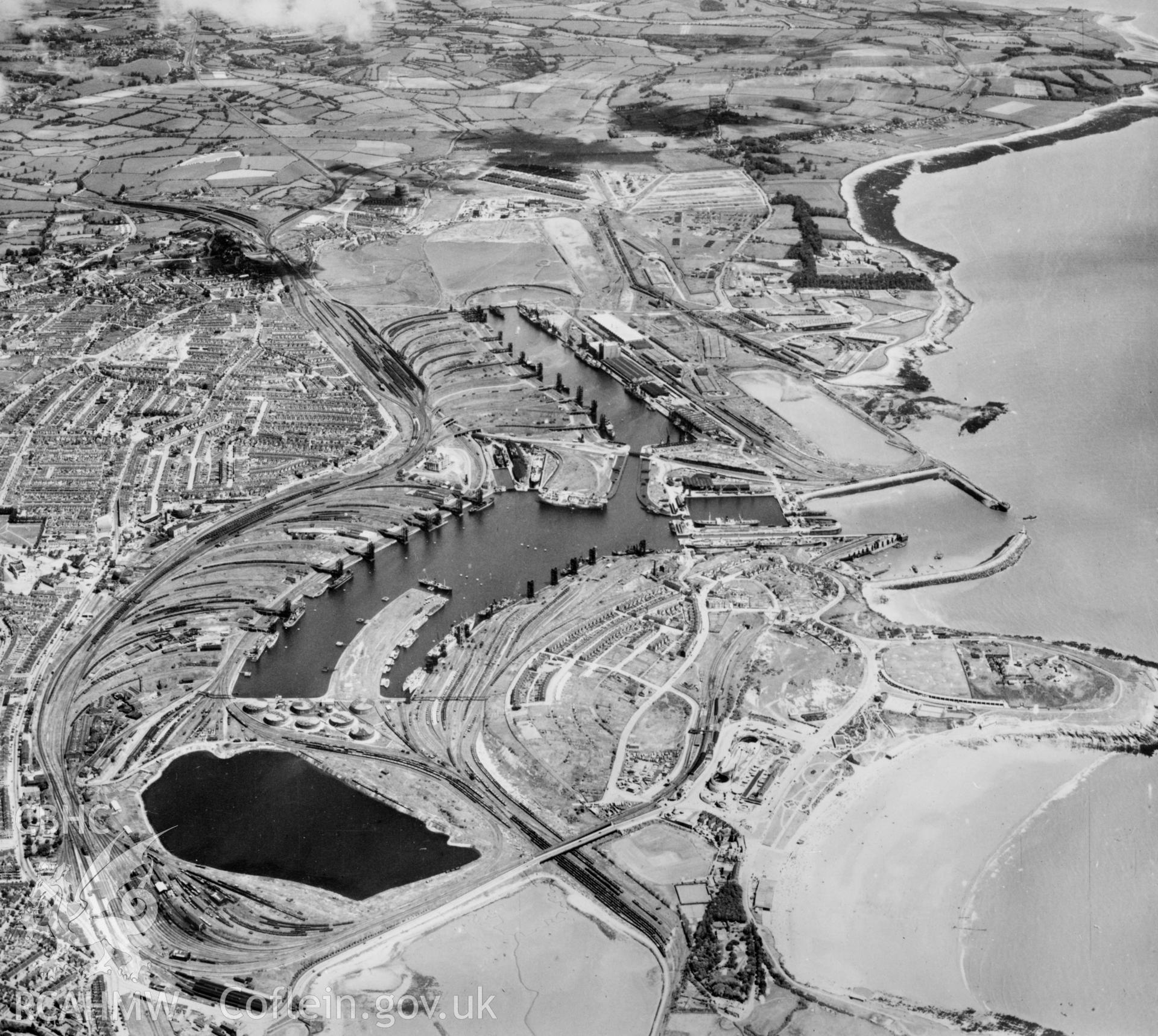 General view of Barry docks. Oblique aerial photograph, 5?" cut roll film.