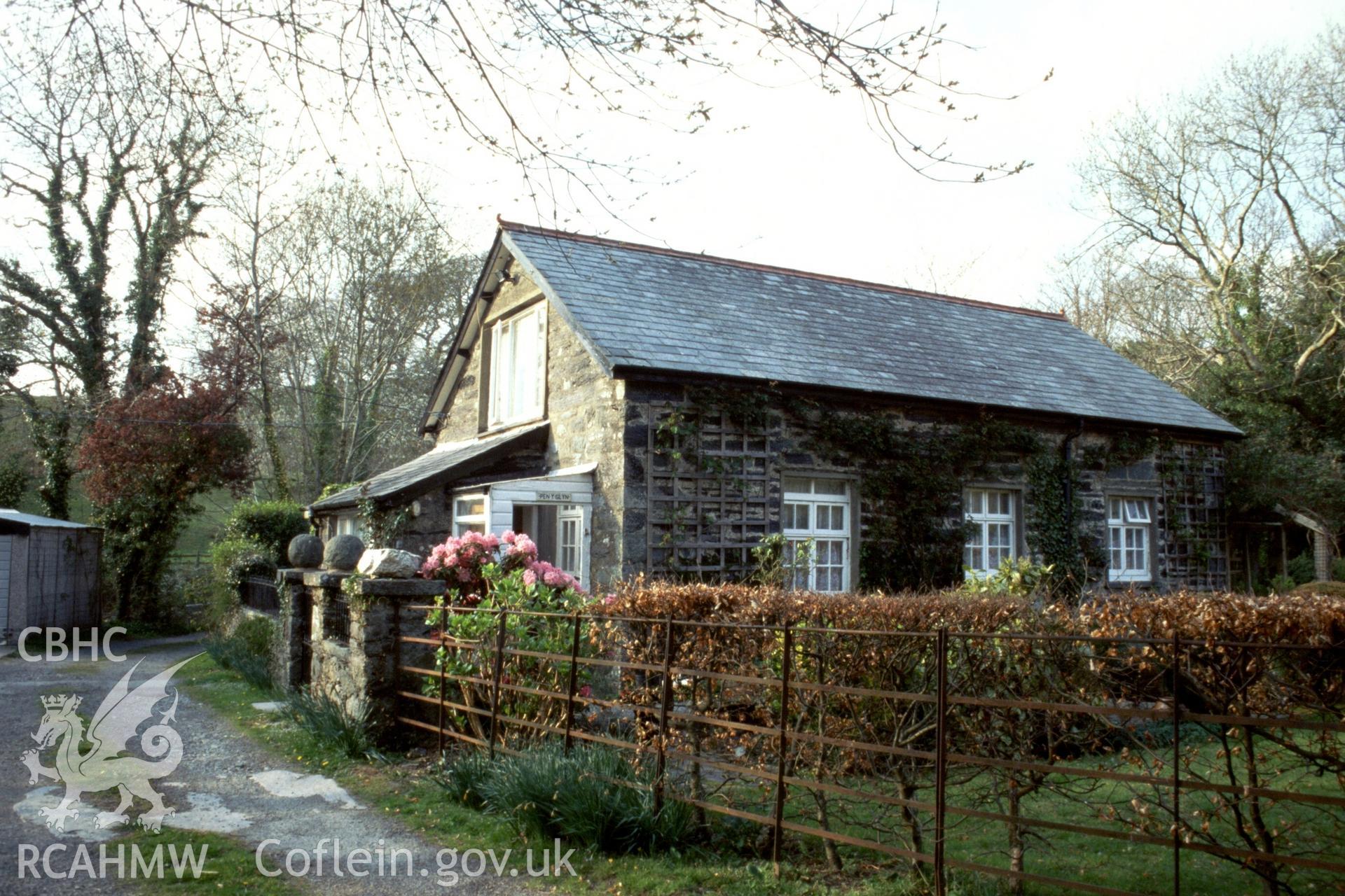 Photographic survey of Pen-y-glyn, Eisingrug, consisting of 1 colour transparencies, produced by Olwen Jenkins, 09/04/2003.