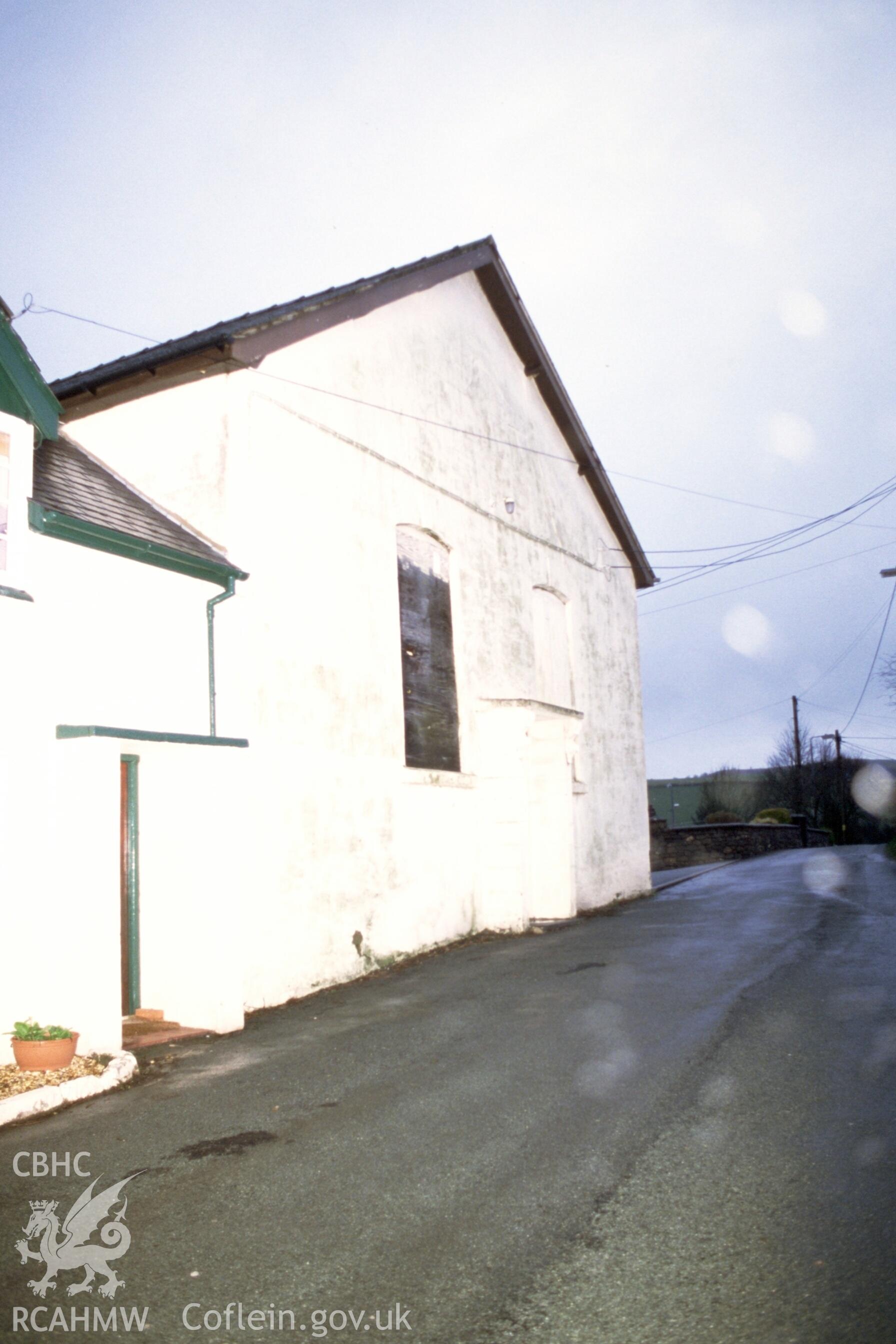 Exterior. front gable entry (take in rain)