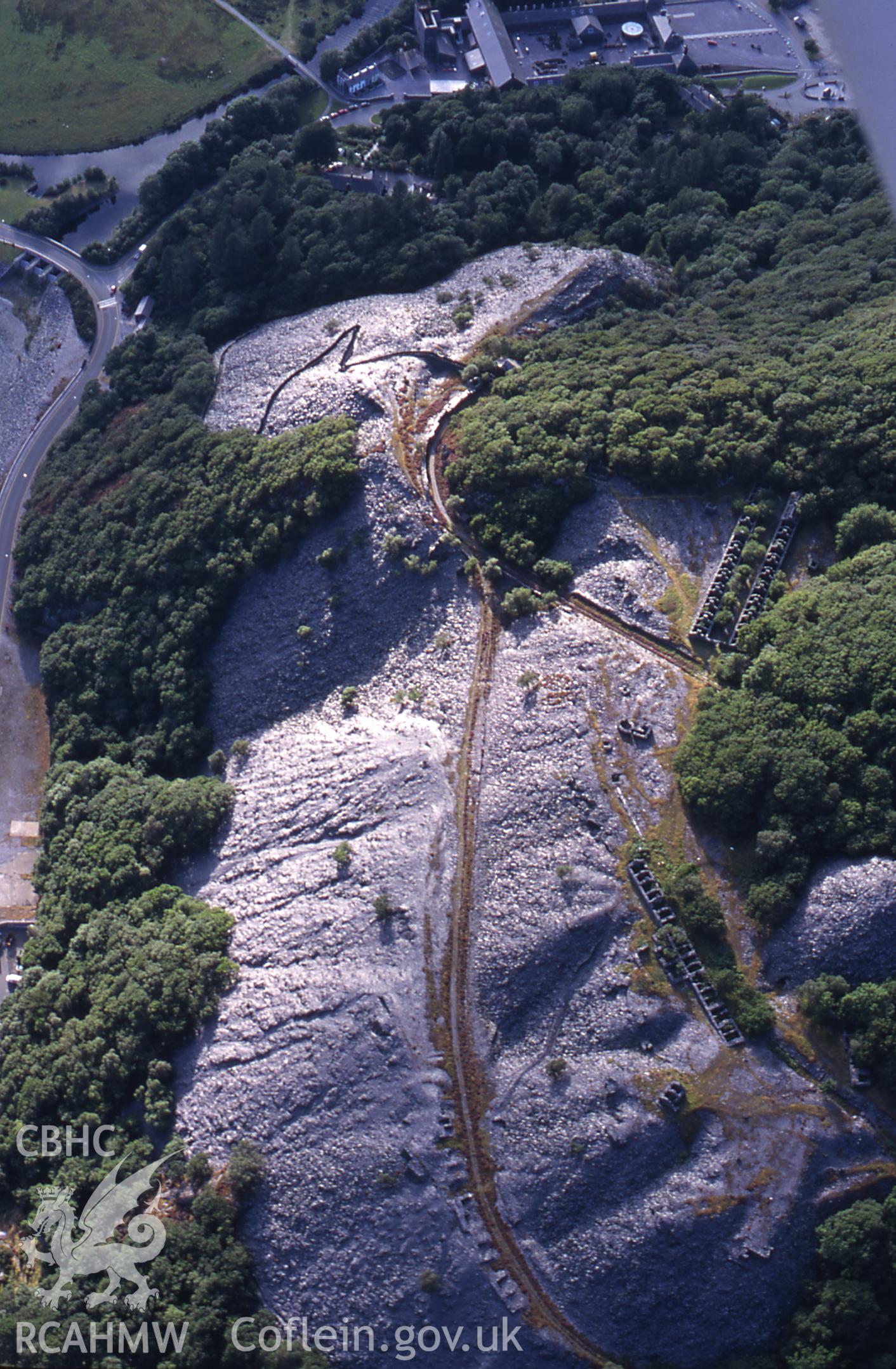 RCAHMW colour slide oblique aerial photograph of a disused Tramway at Dinorwic Quarry, Llanddeiniolen, taken on 20/08/1999 by Toby Driver