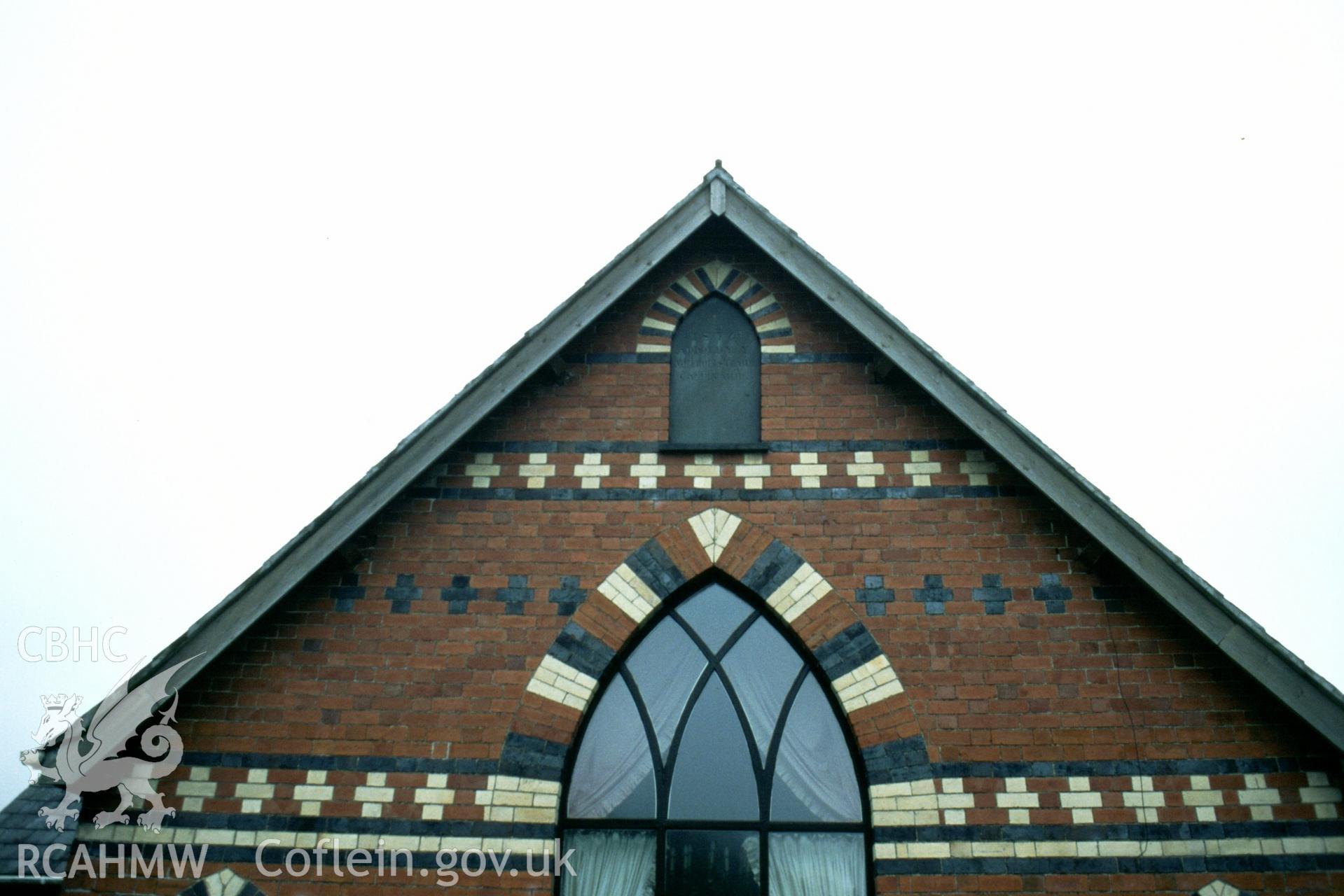 Exterior, front gable
