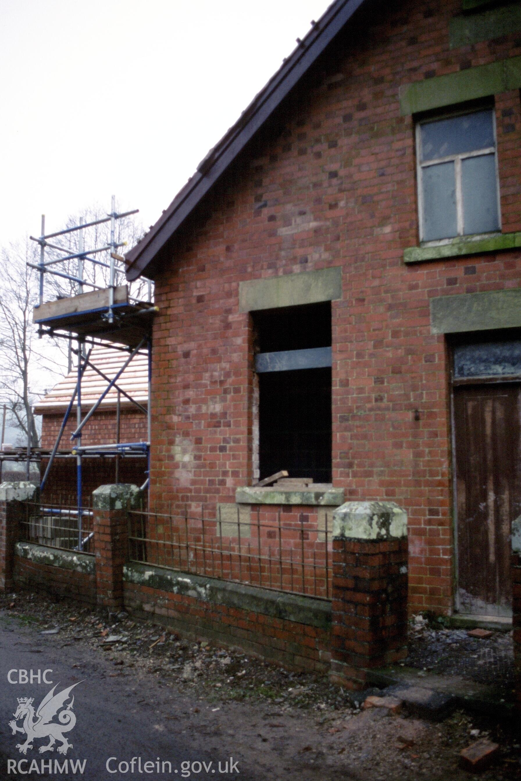 Exterior, front gable, lh part
