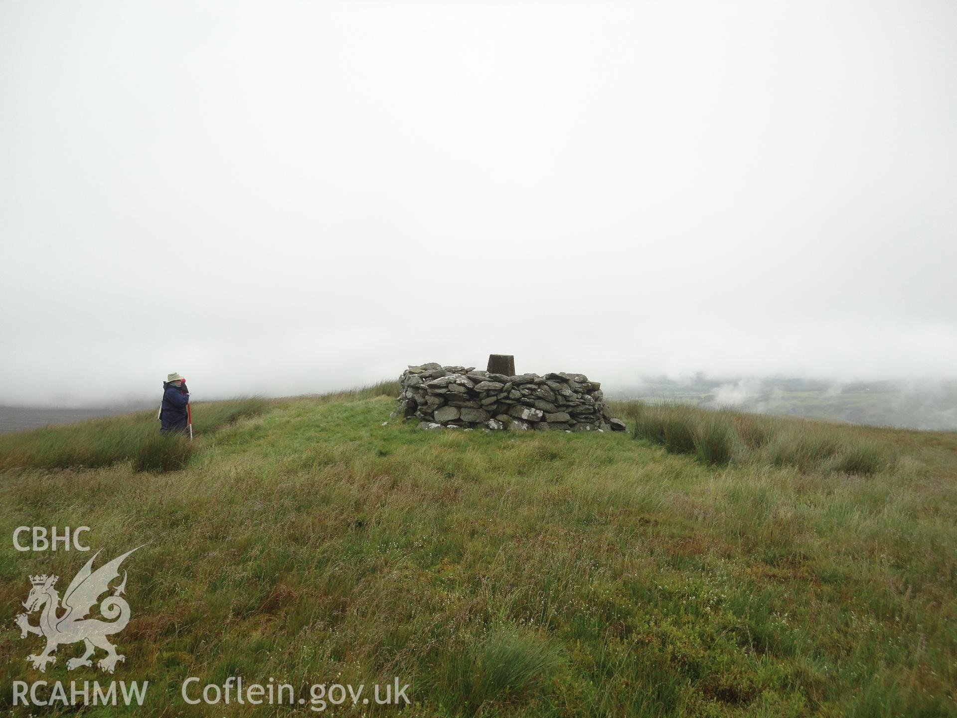 Drystone shelter built on top of Bronze Age cairn, NPRN 303533, looking north.