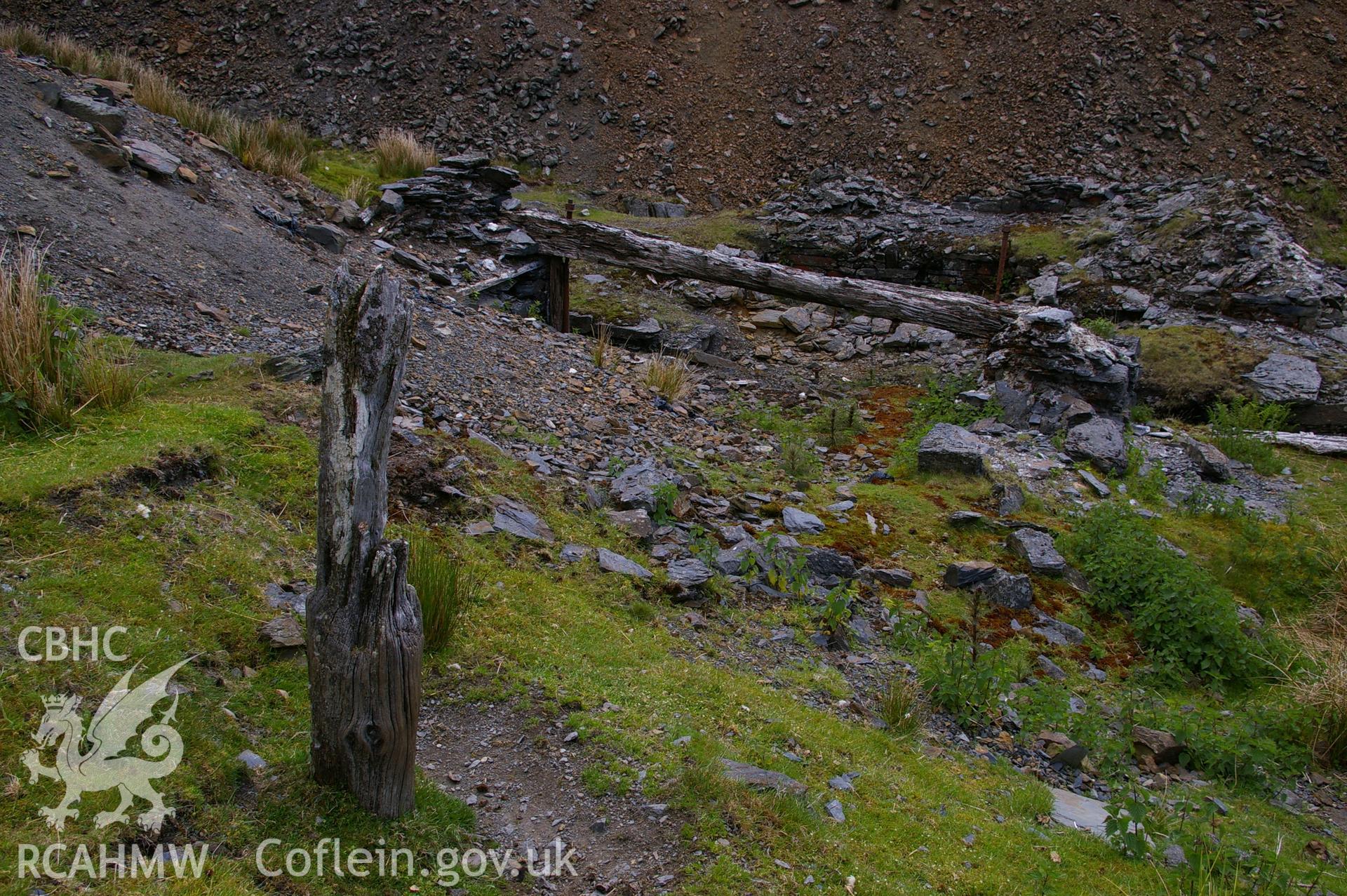 Masonry with wooden remains in situ