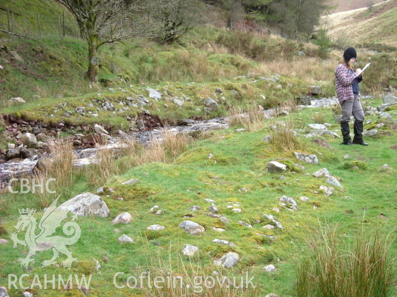 Digital photograph of Nant Wern-ddu Revetment II taken on 18/04/2004 by Earthsound Archaeological Geophysics during the Waen Wen and Pencelli Estate Upland Survey