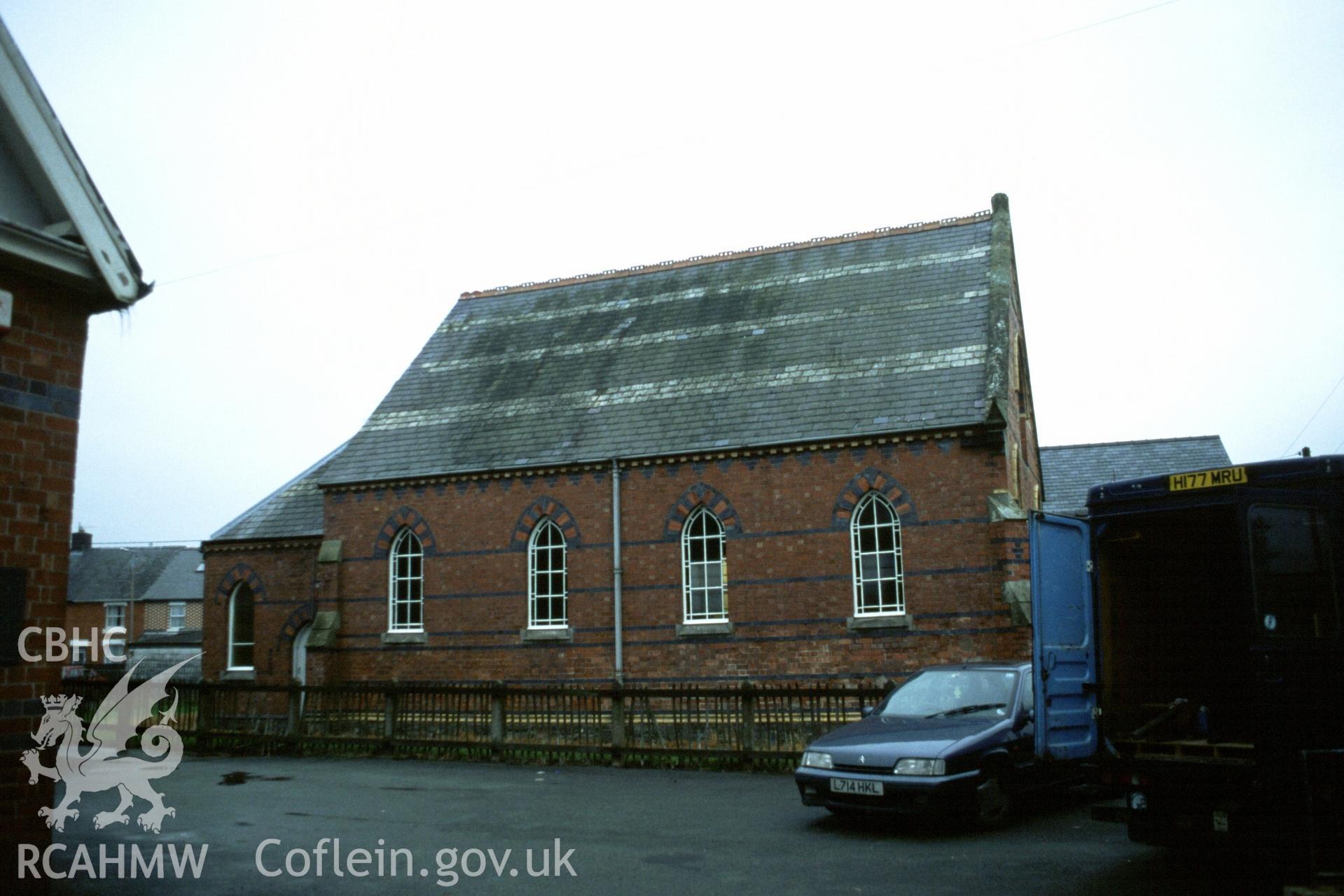 Exterior, front gable.
