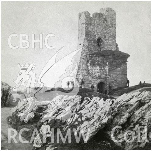 .gif file showing Aberystwyth Castle produced by Rita Singer using images in the National Monuments of Record