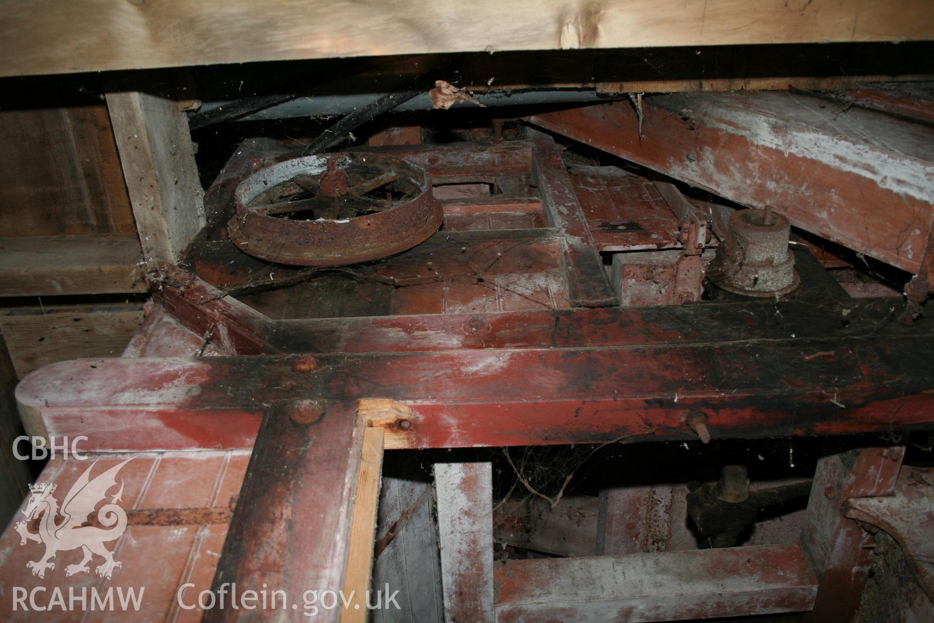 Detail of threshing machine. Photographic survey of the threshing machine in the threshing house at Tan-y-Graig Farm, Llanfarian. Conducted by Geoff Ward and John Wiles 11th December 2016.