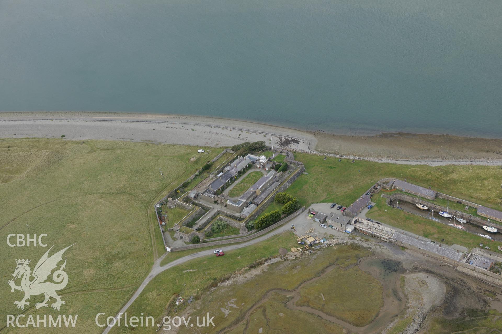 Fort Belan and Fort Belan dockyard, Llandwrog. Oblique aerial photograph taken during the Royal Commission's programme of archaeological aerial reconnaissance by Toby Driver on 11th September 2015.