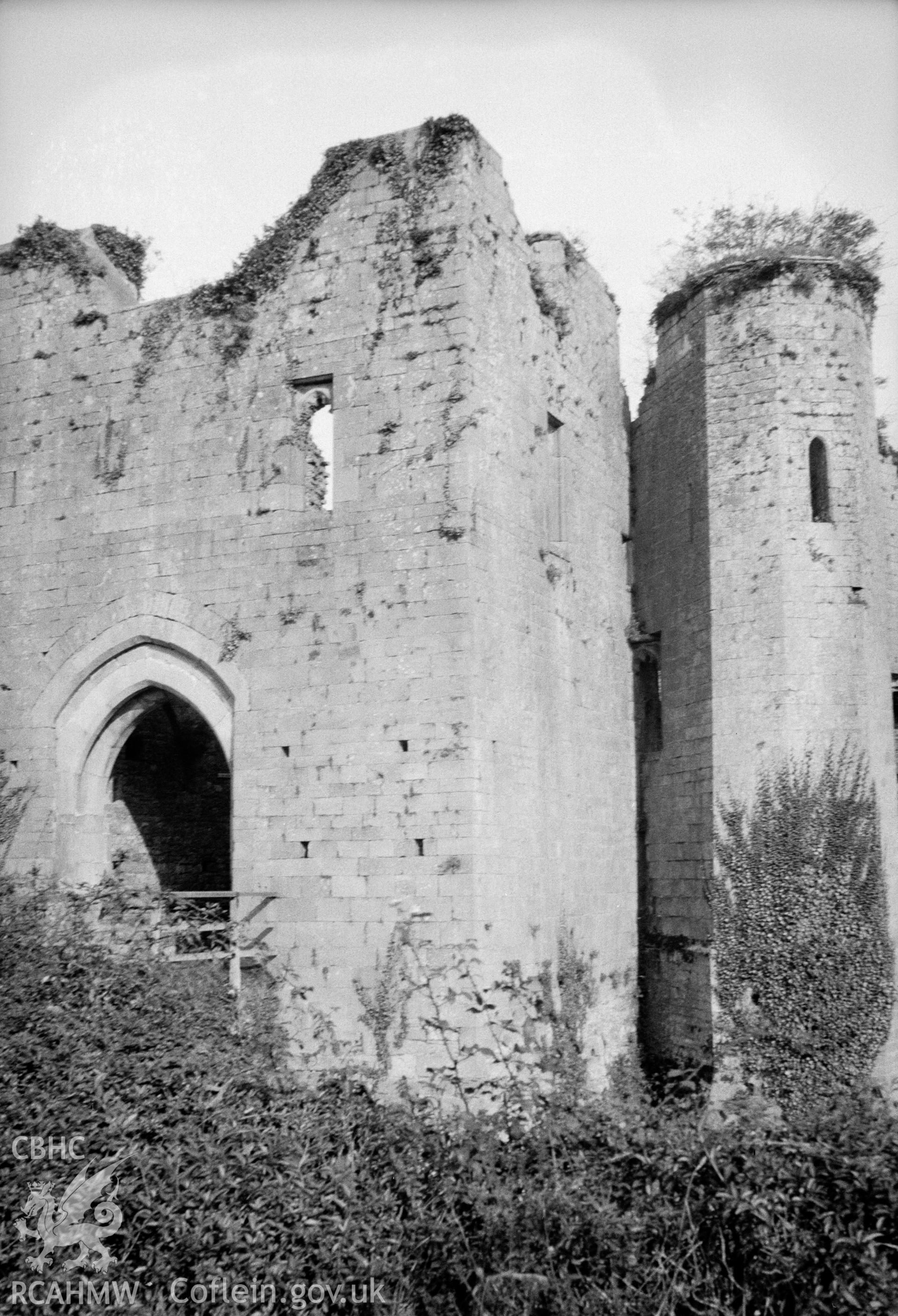 Digital copy of a nitrate negative showing Raglan Castle, taken by Leonard Monroe, 1927.